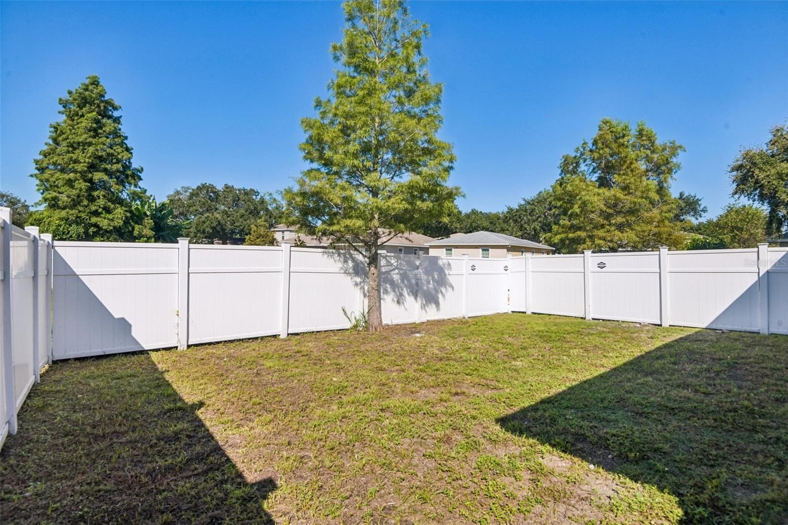 Single Family Residence at 1866 BETTY LN, CLEARWATER, photo 9 of 33