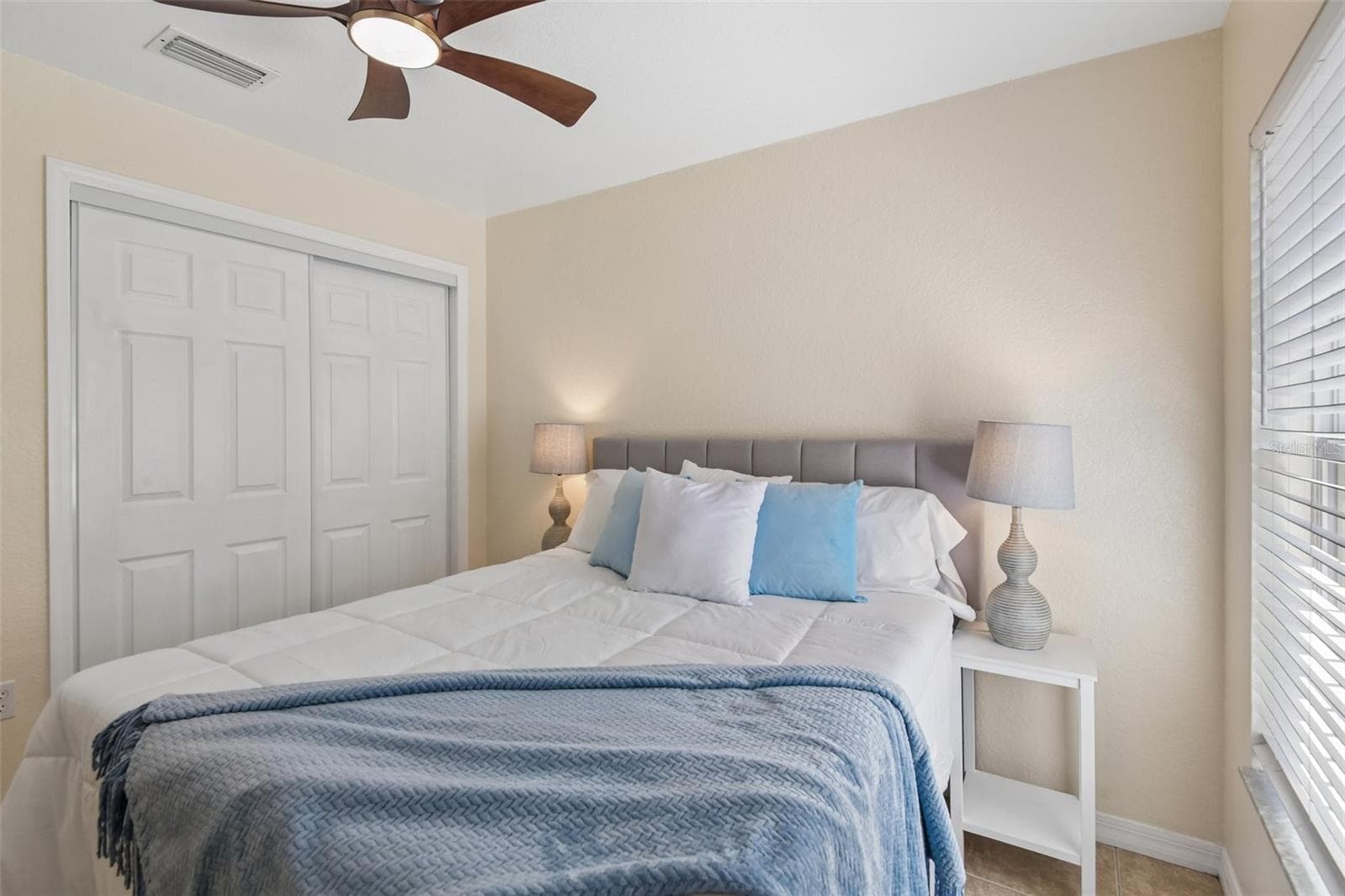 Single Family Residence at 1866 BETTY LN, CLEARWATER, photo 24 of 33