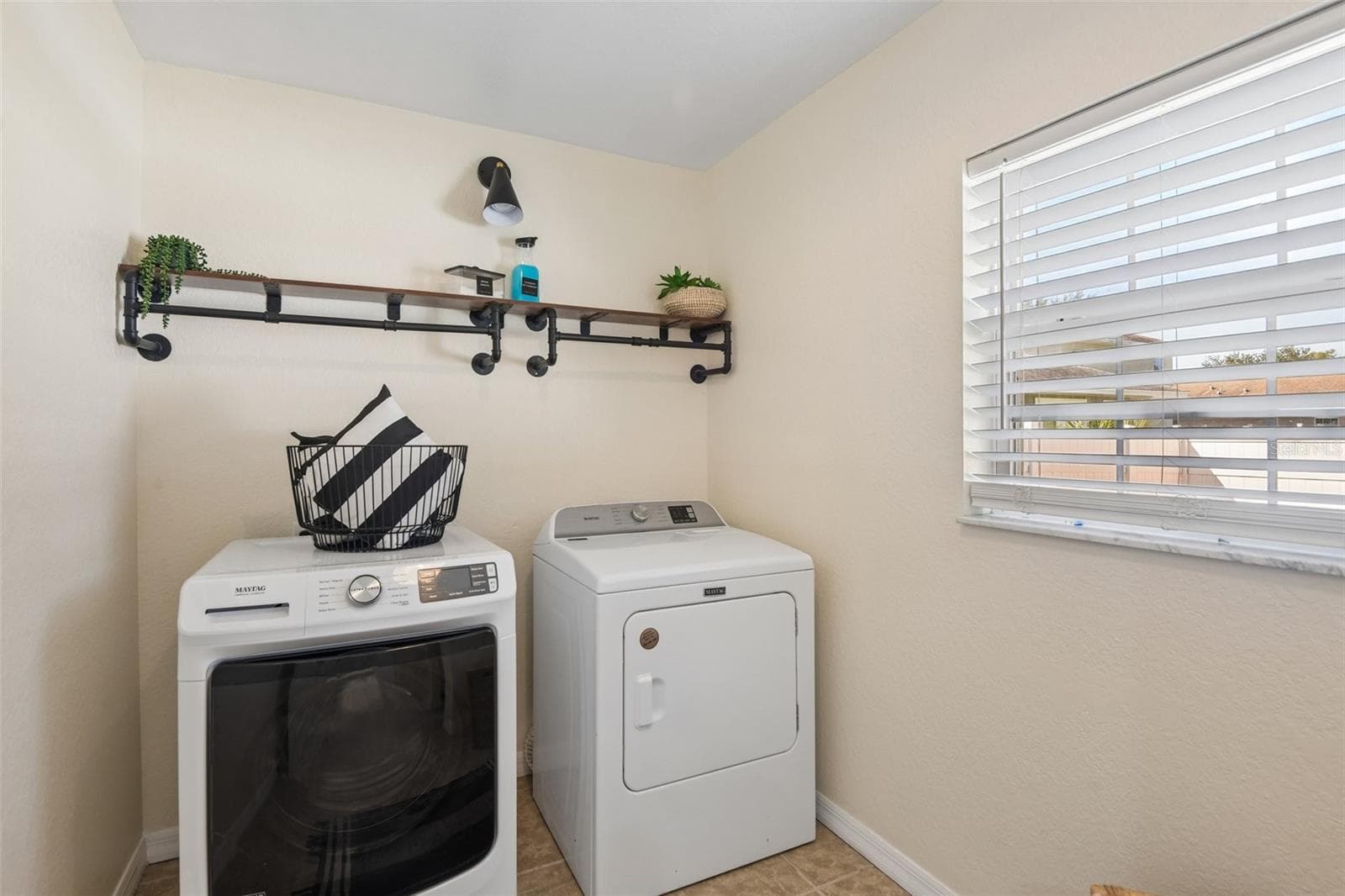 Single Family Residence at 1866 BETTY LN, CLEARWATER, photo 31 of 33