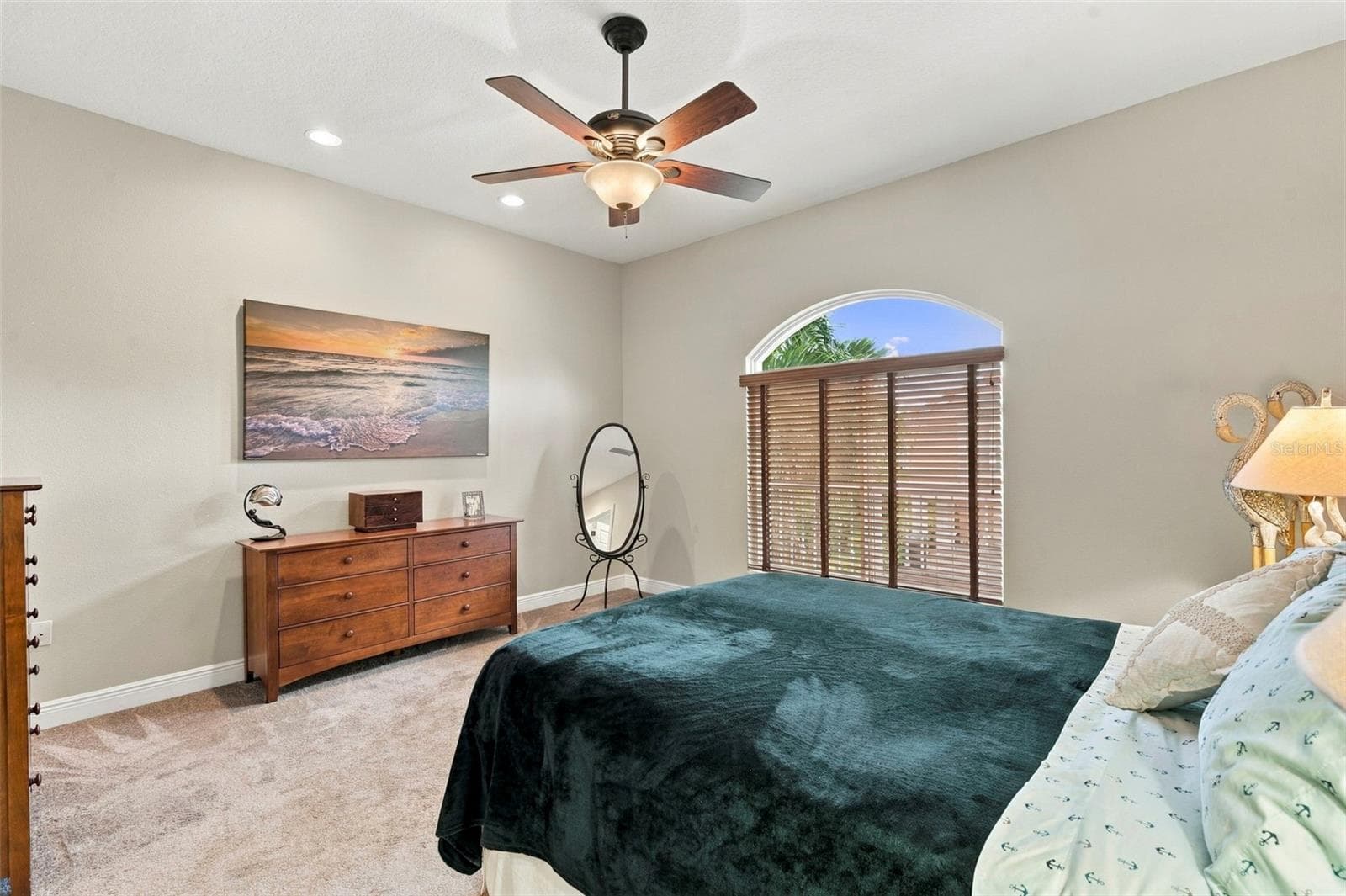 Primary Bedroom with En-Suite Bathroom, His & Her Walk-in Closets, Double sinks with Granite countertops, jacuzzi tub, separate shower - 10 LINCOLN AVE S, ST PETERSBURG