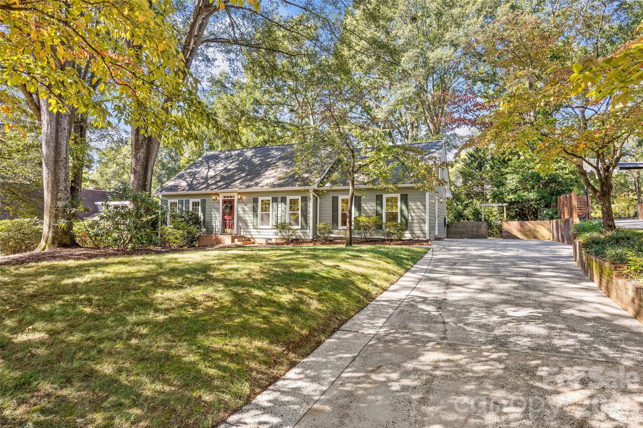 Single Family Residence at 5132 Camilla Drive, Charlotte, photo 2 of 47