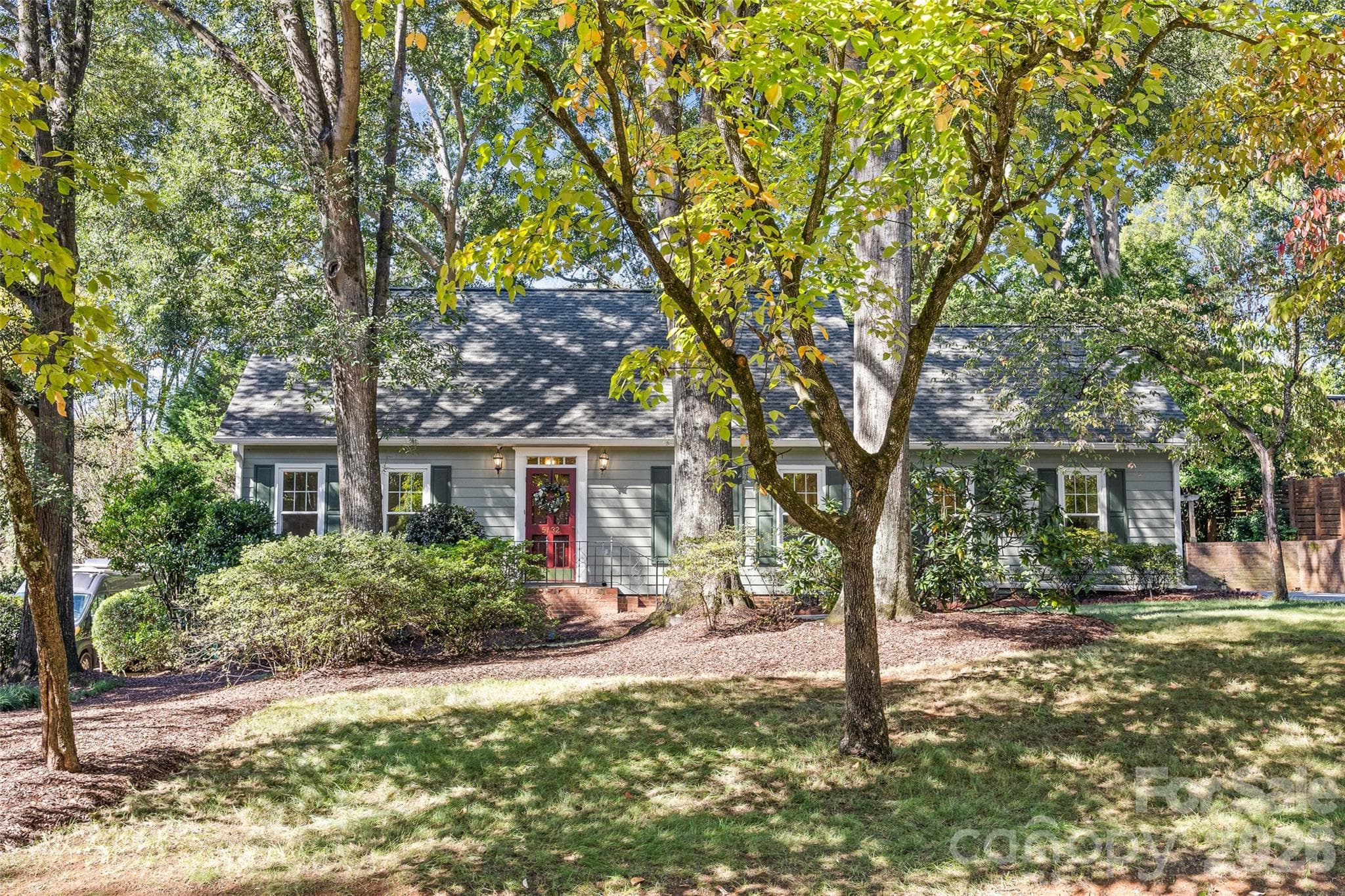 Single Family Residence at 5132 Camilla Drive, Charlotte, photo 3 of 47