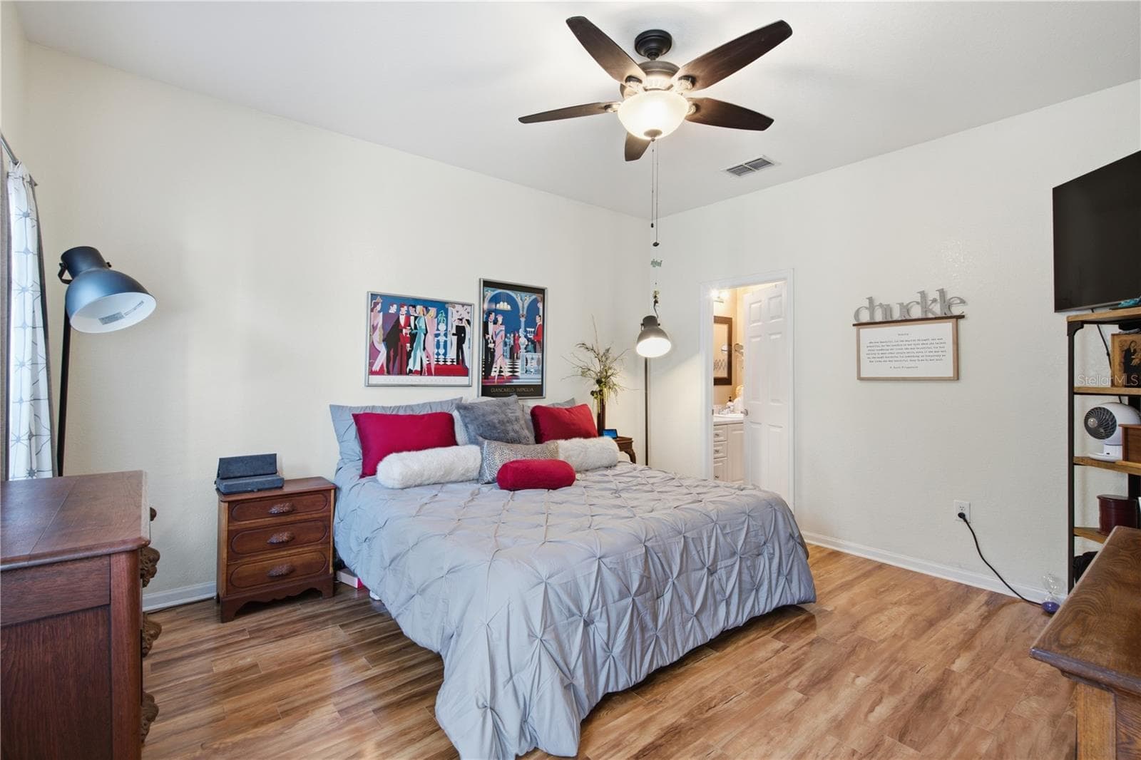 Primary Bedroom - 8011 DOWN ROYAL RD, TAMPA