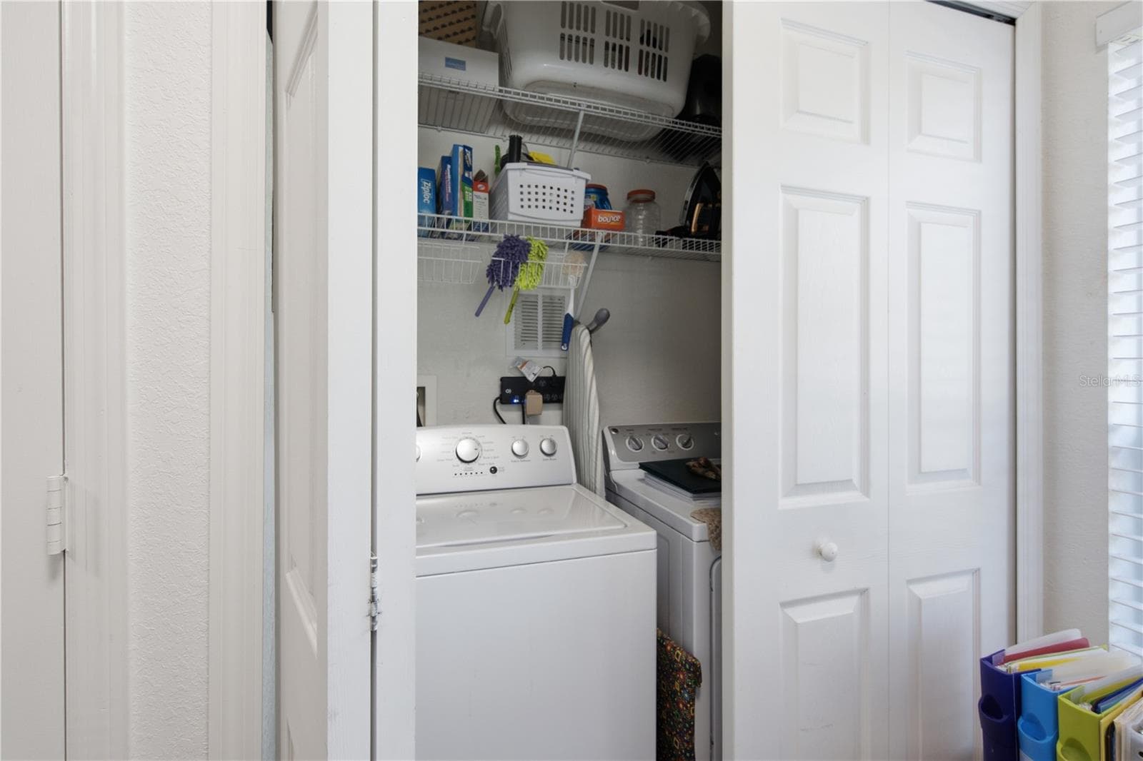 Laundry Closet - 8011 DOWN ROYAL RD, TAMPA