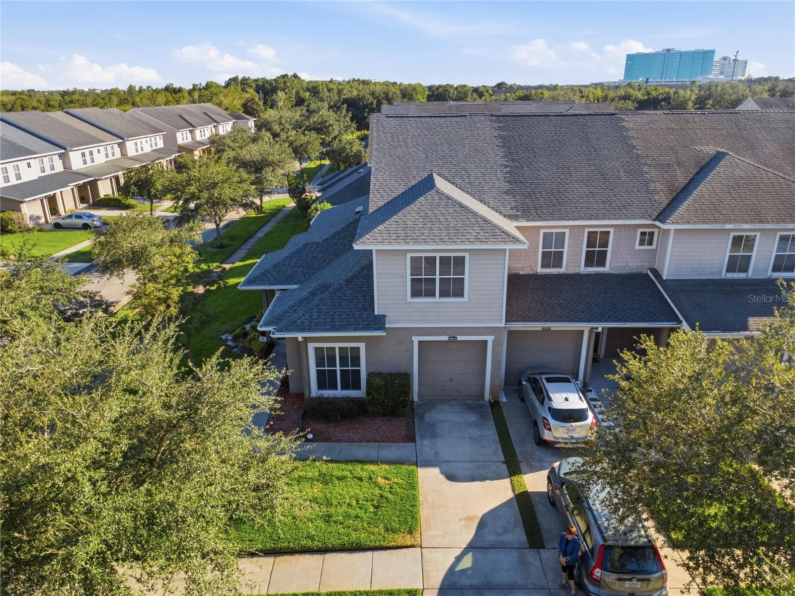 Front of House - 8011 DOWN ROYAL RD, TAMPA