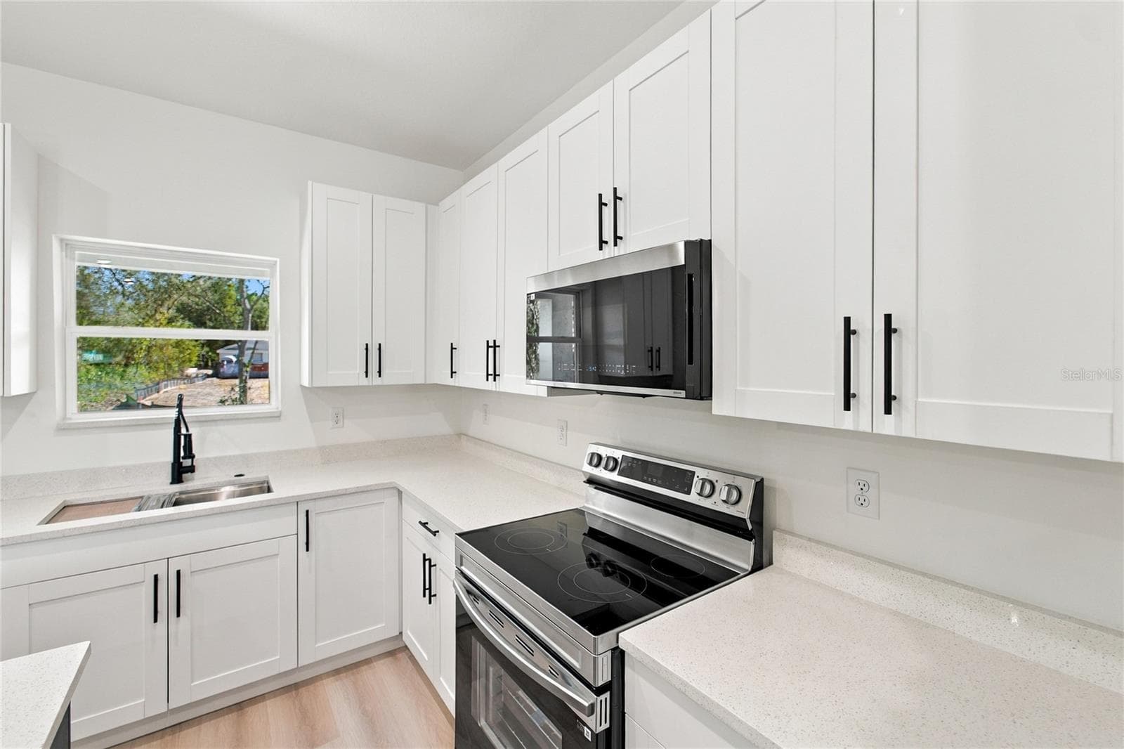 Single Family Residence at 8717 N AMBOY DR, CITRUS SPRINGS, photo 9 of 35