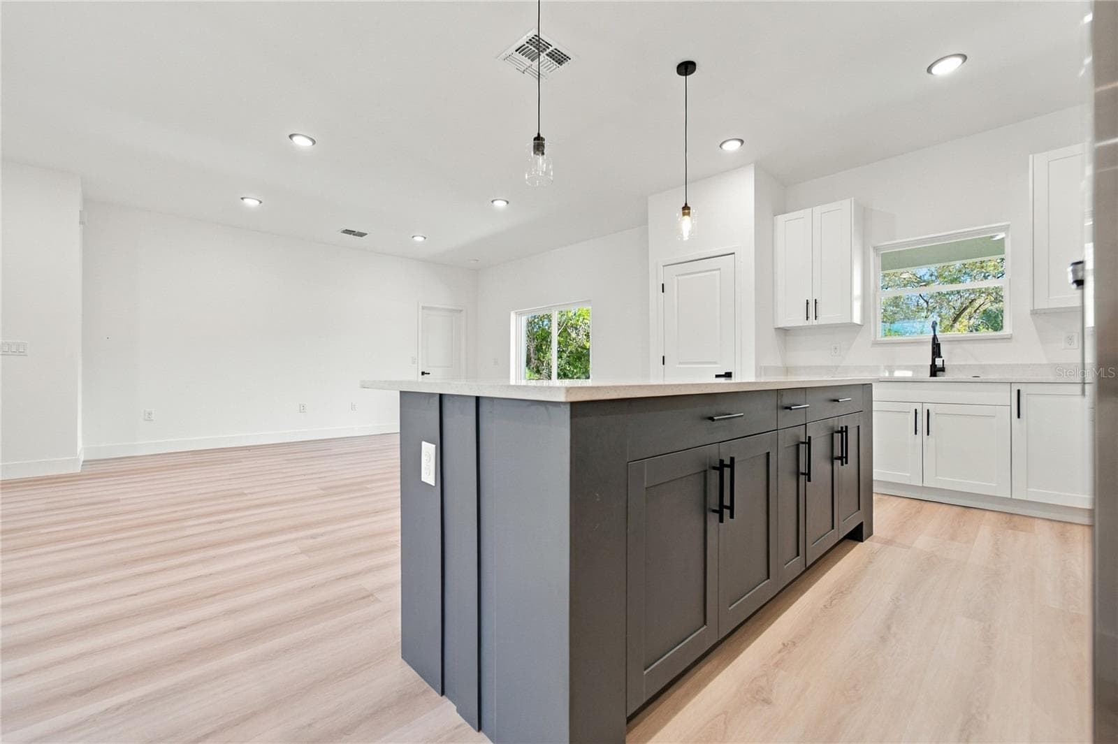 Single Family Residence at 8717 N AMBOY DR, CITRUS SPRINGS, photo 11 of 35