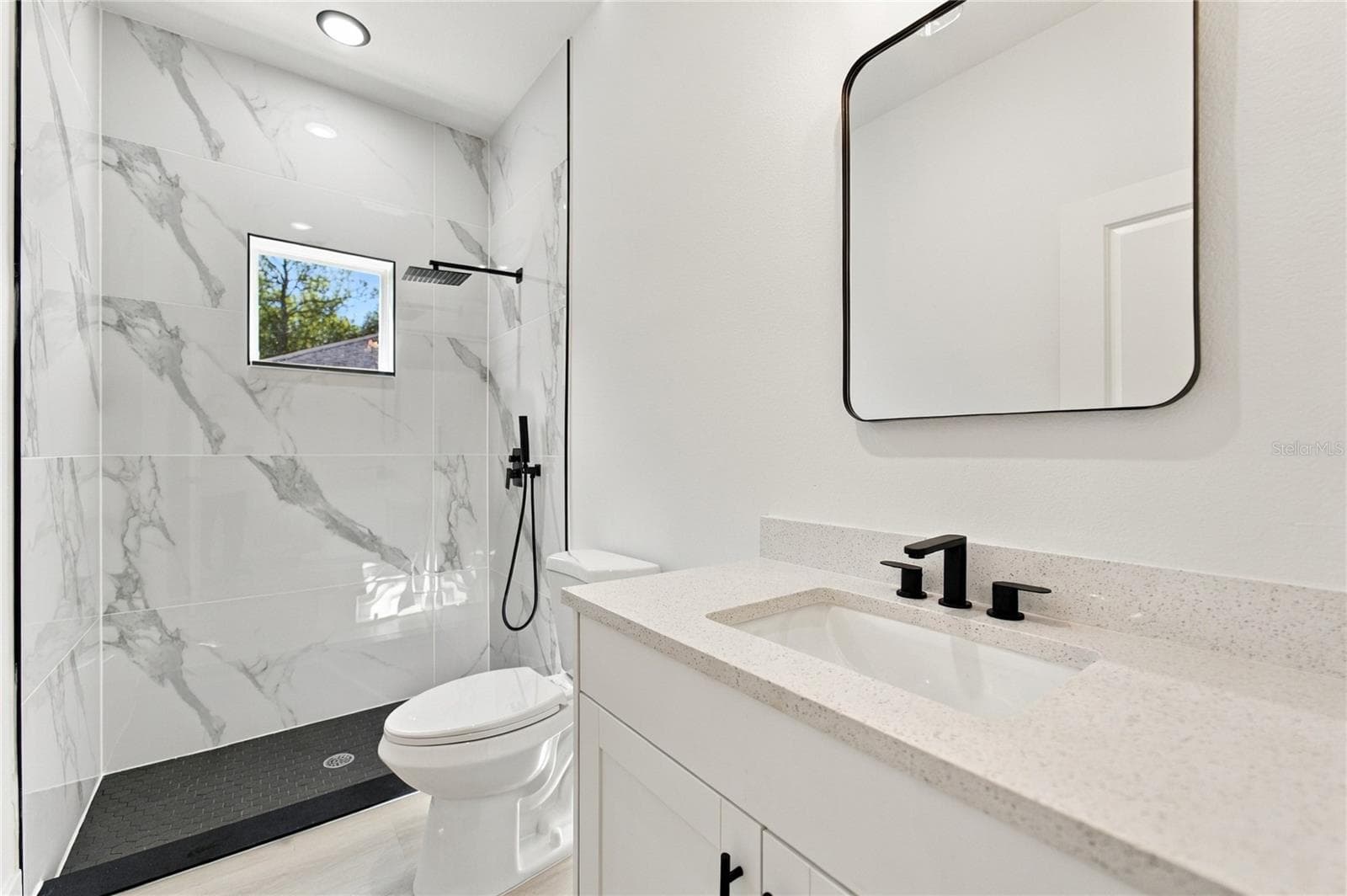 Single Family Residence at 8717 N AMBOY DR, CITRUS SPRINGS, photo 18 of 35