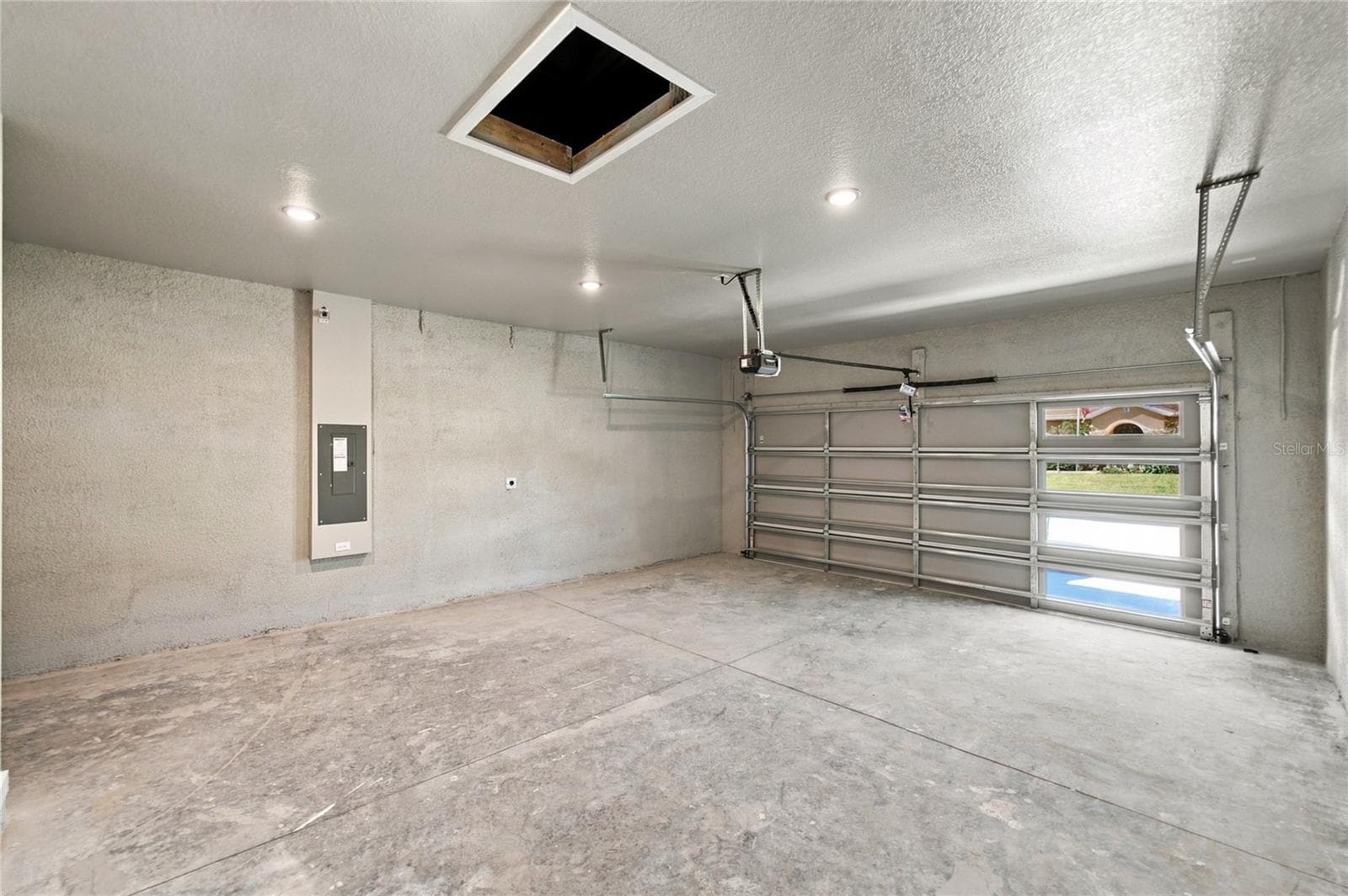 Single Family Residence at 8717 N AMBOY DR, CITRUS SPRINGS, photo 28 of 35