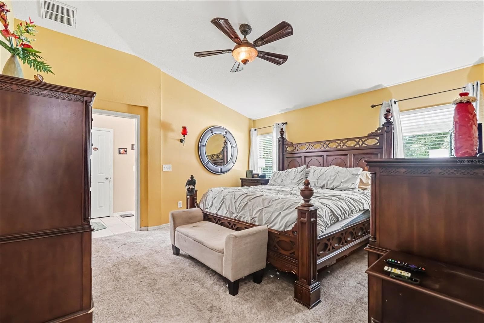 Single Family Residence at 6805 BLUFF MEADOW CT, WESLEY CHAPEL, photo 8 of 19