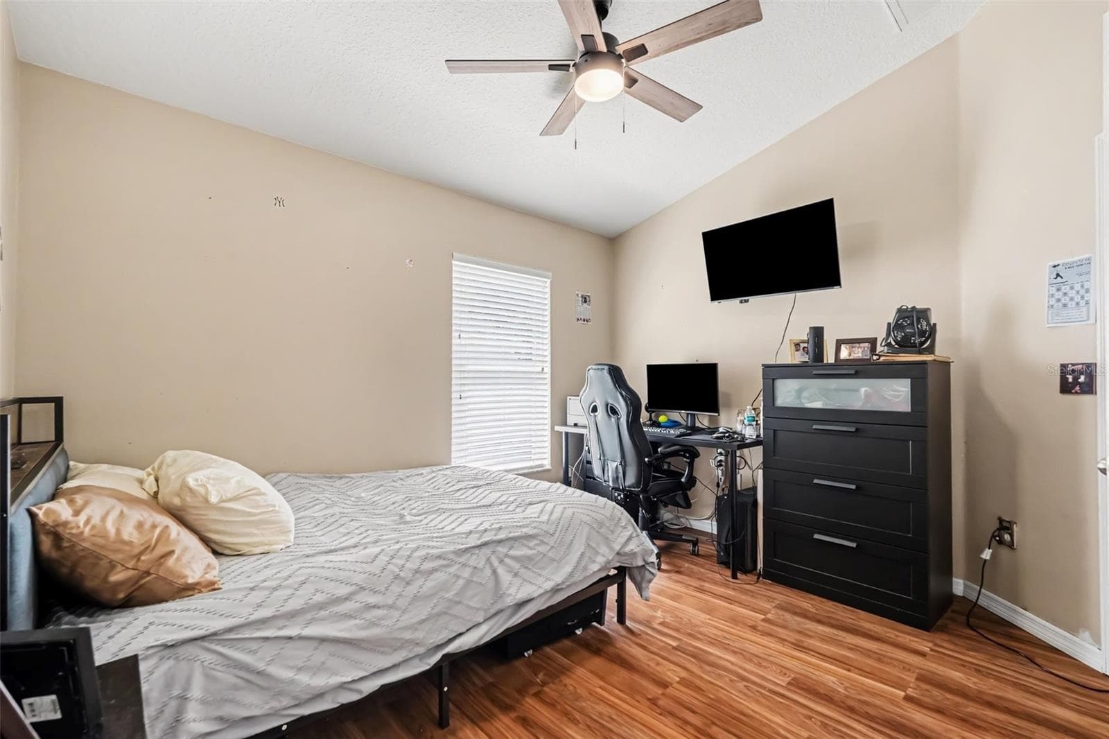 Single Family Residence at 6805 BLUFF MEADOW CT, WESLEY CHAPEL, photo 12 of 19