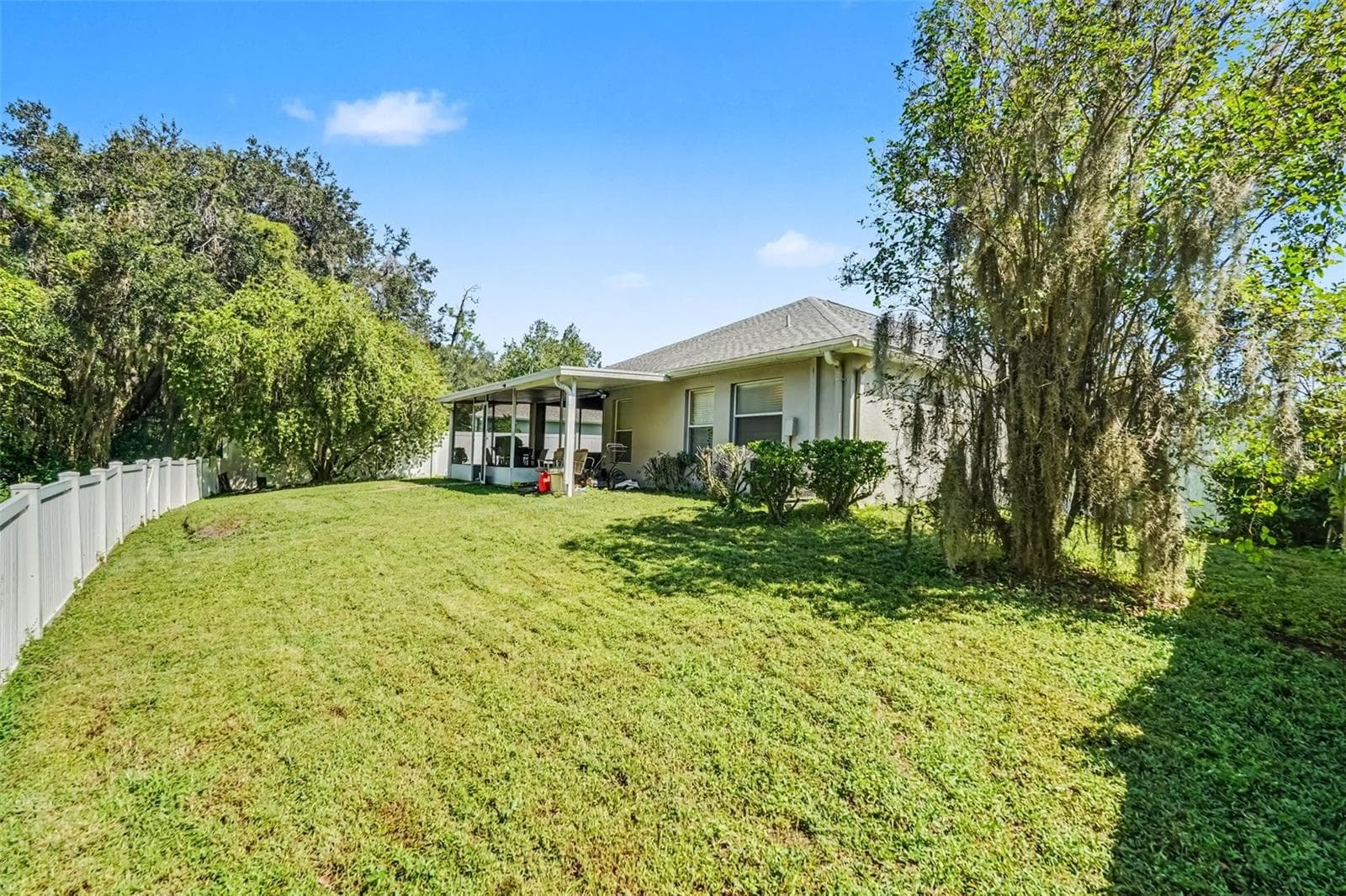 Single Family Residence at 6805 BLUFF MEADOW CT, WESLEY CHAPEL, photo 19 of 19