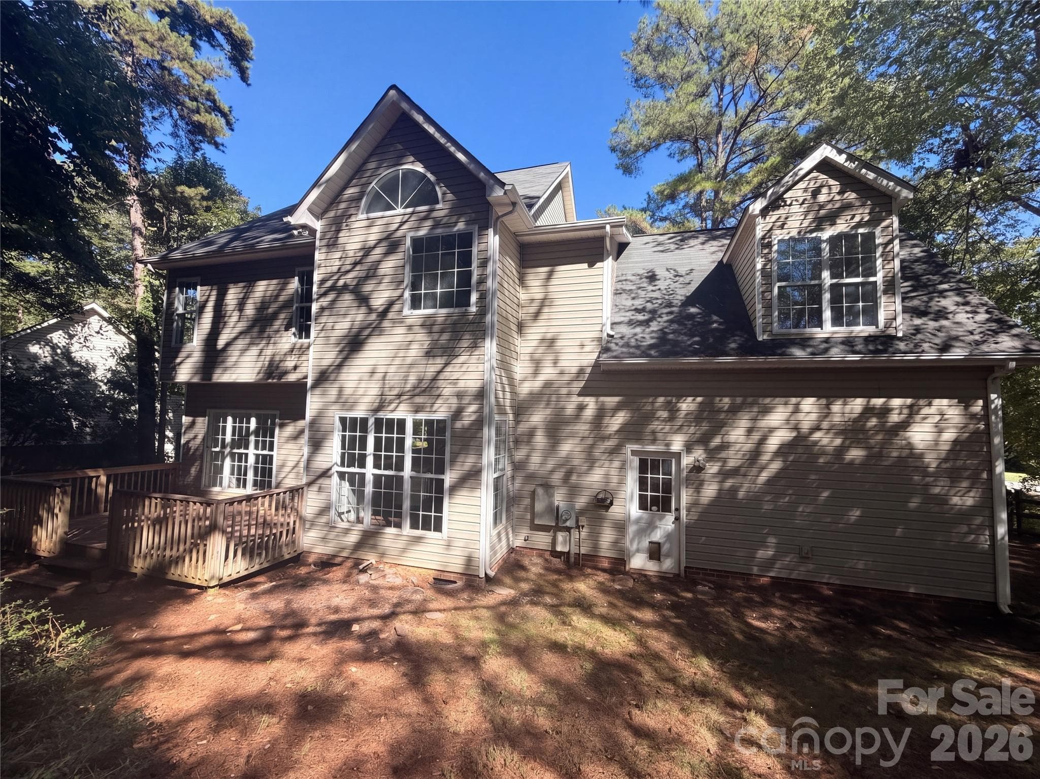 Single Family Residence at 8303 Poplar Grove Circle, Waxhaw, photo 31 of 37