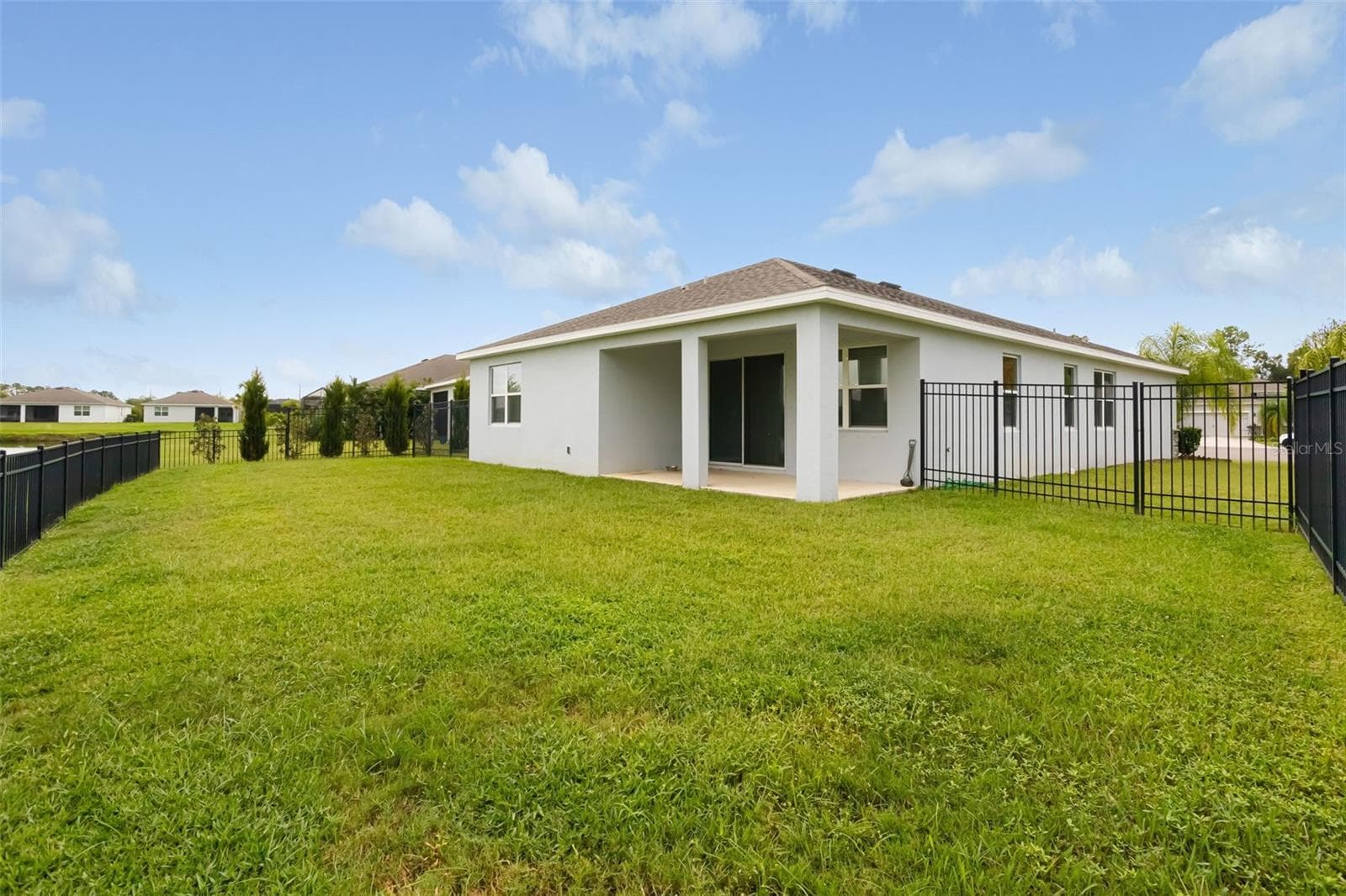 Single Family Residence at 13715 WOODBRIDGE TER, BRADENTON, photo 17 of 27