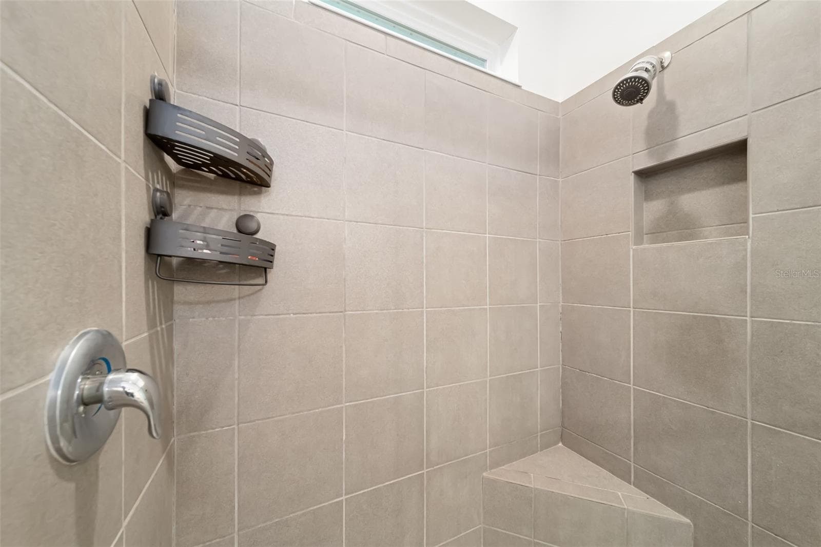 Single Family Residence at 13715 WOODBRIDGE TER, BRADENTON, photo 21 of 27