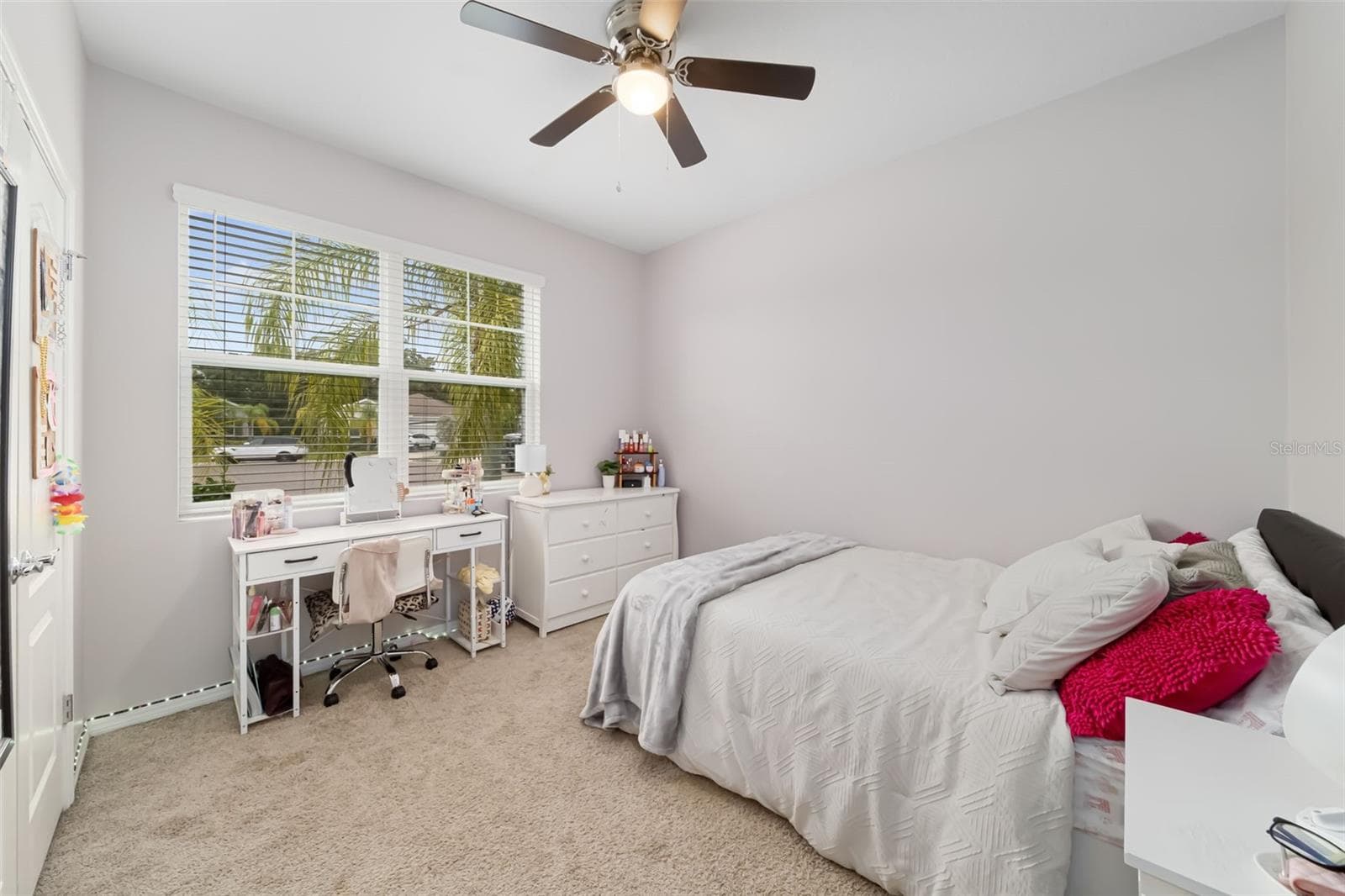 Single Family Residence at 13715 WOODBRIDGE TER, BRADENTON, photo 22 of 27