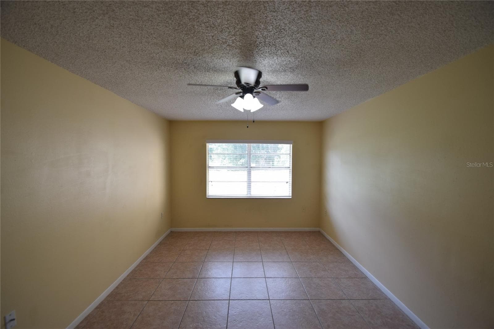 Duplex at 830 SHIRLEY ANN TRL, LAKELAND, photo 15 of 27