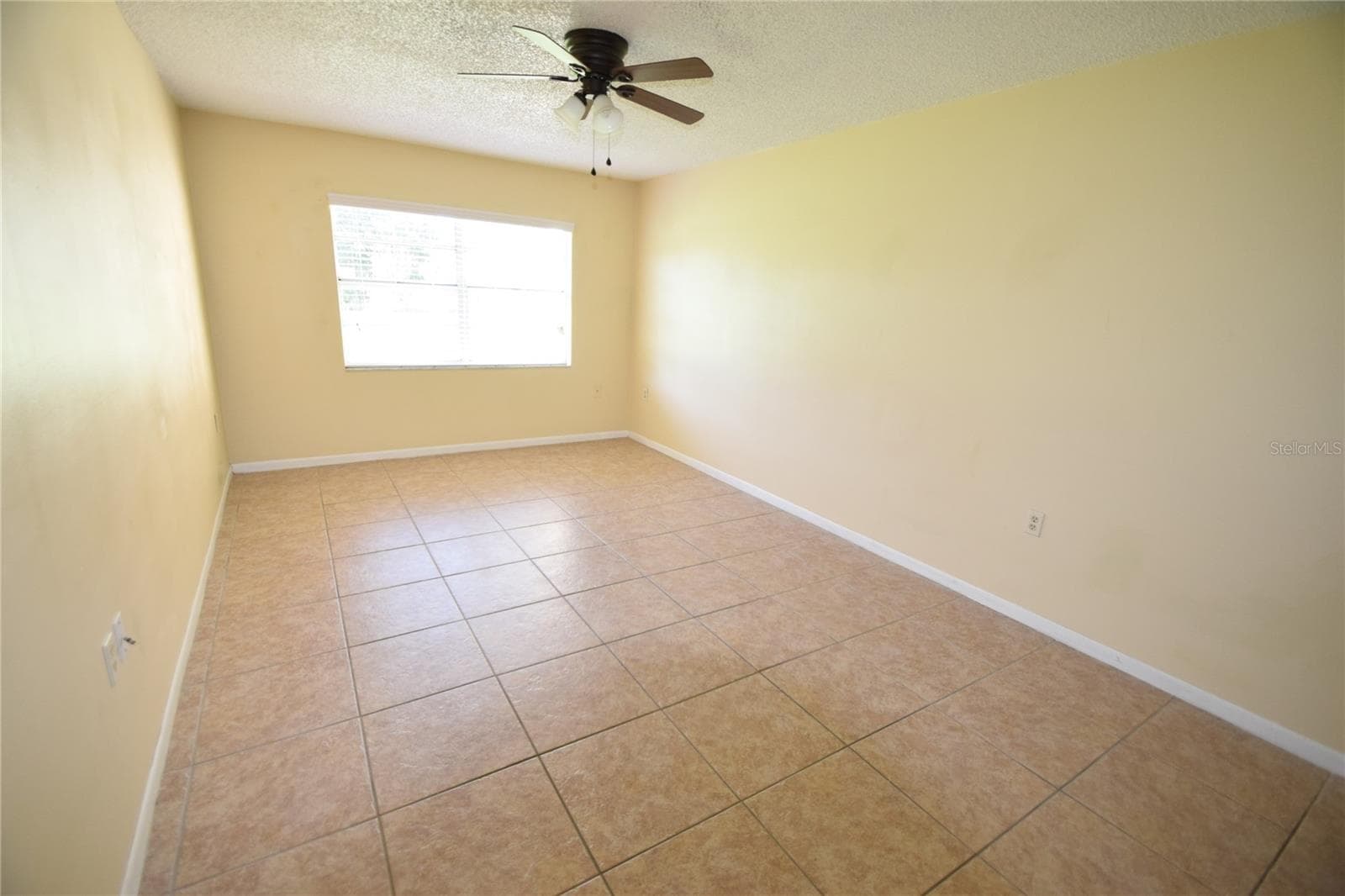 Duplex at 830 SHIRLEY ANN TRL, LAKELAND, photo 17 of 27