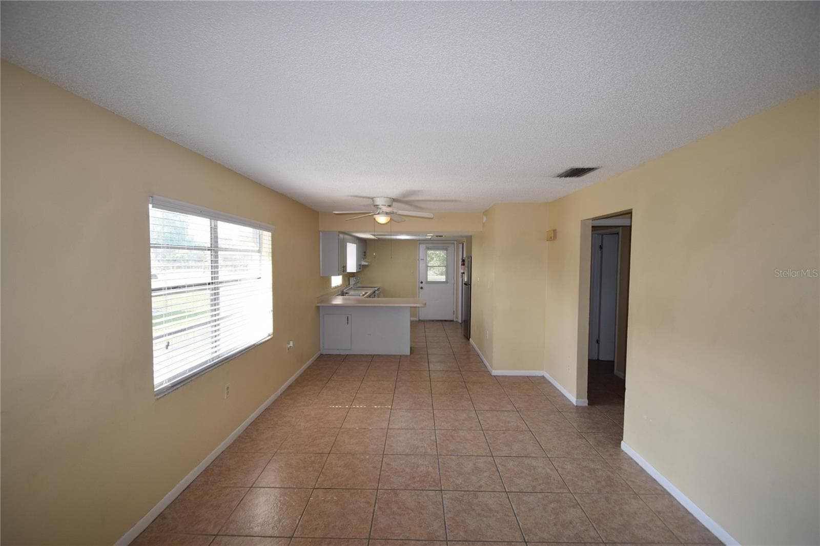 Duplex at 830 SHIRLEY ANN TRL, LAKELAND, photo 19 of 27