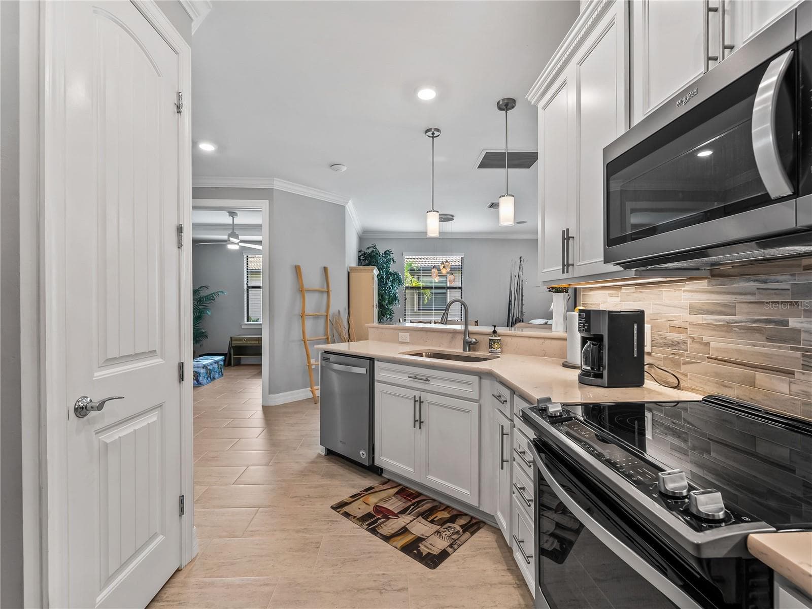 Villa at 12702 ORIAGO ST, VENICE, photo 6 of 53