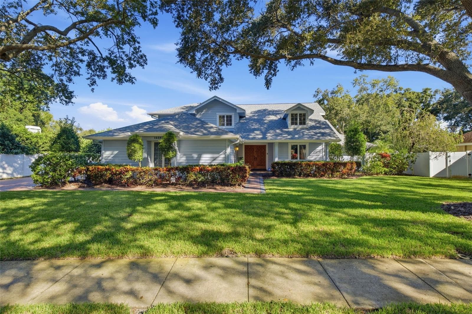 Welcome to 12383 Windtree Oaks. First time offered in MLS. - 12383 WINDTREE BLVD, SEMINOLE