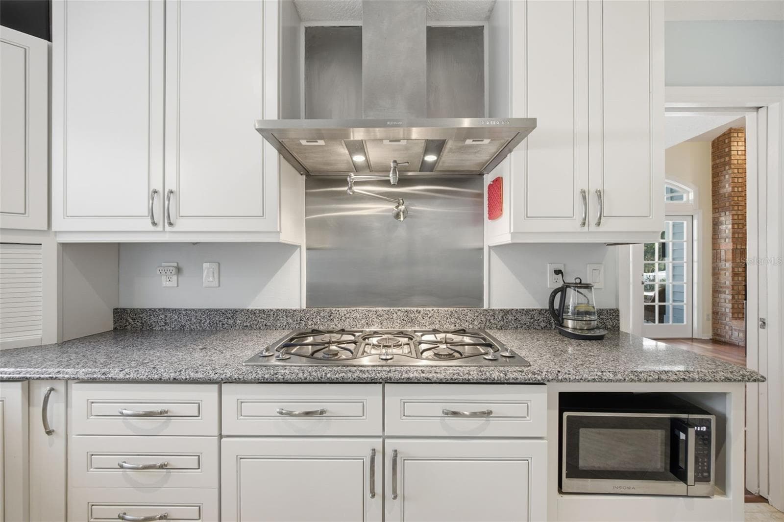 Gas Range, Pot-filler - 12383 WINDTREE BLVD, SEMINOLE