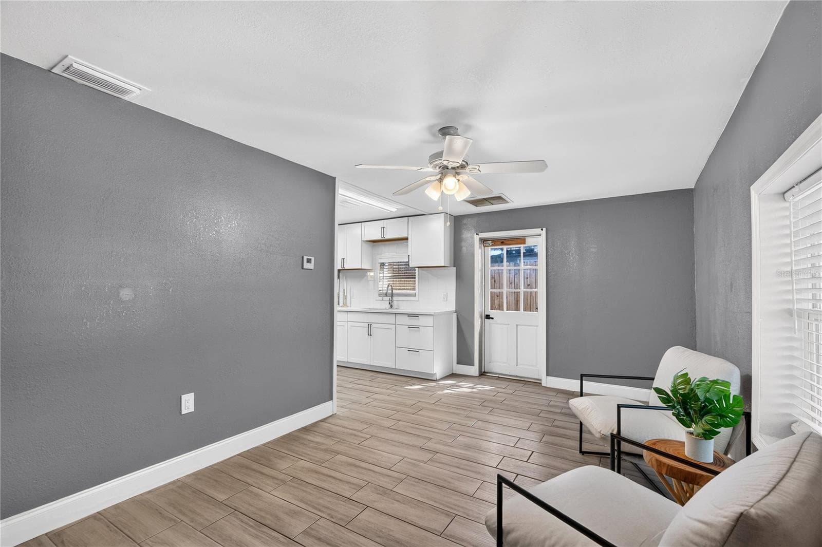 Single Family Residence at 3717 16TH ST W, BRADENTON, photo 5 of 32