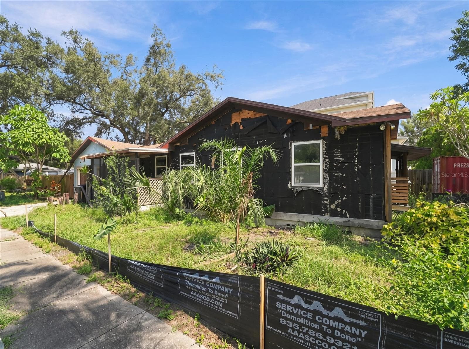 Single Family Residence at 733 58TH AVE NE, ST PETERSBURG, photo 5 of 48