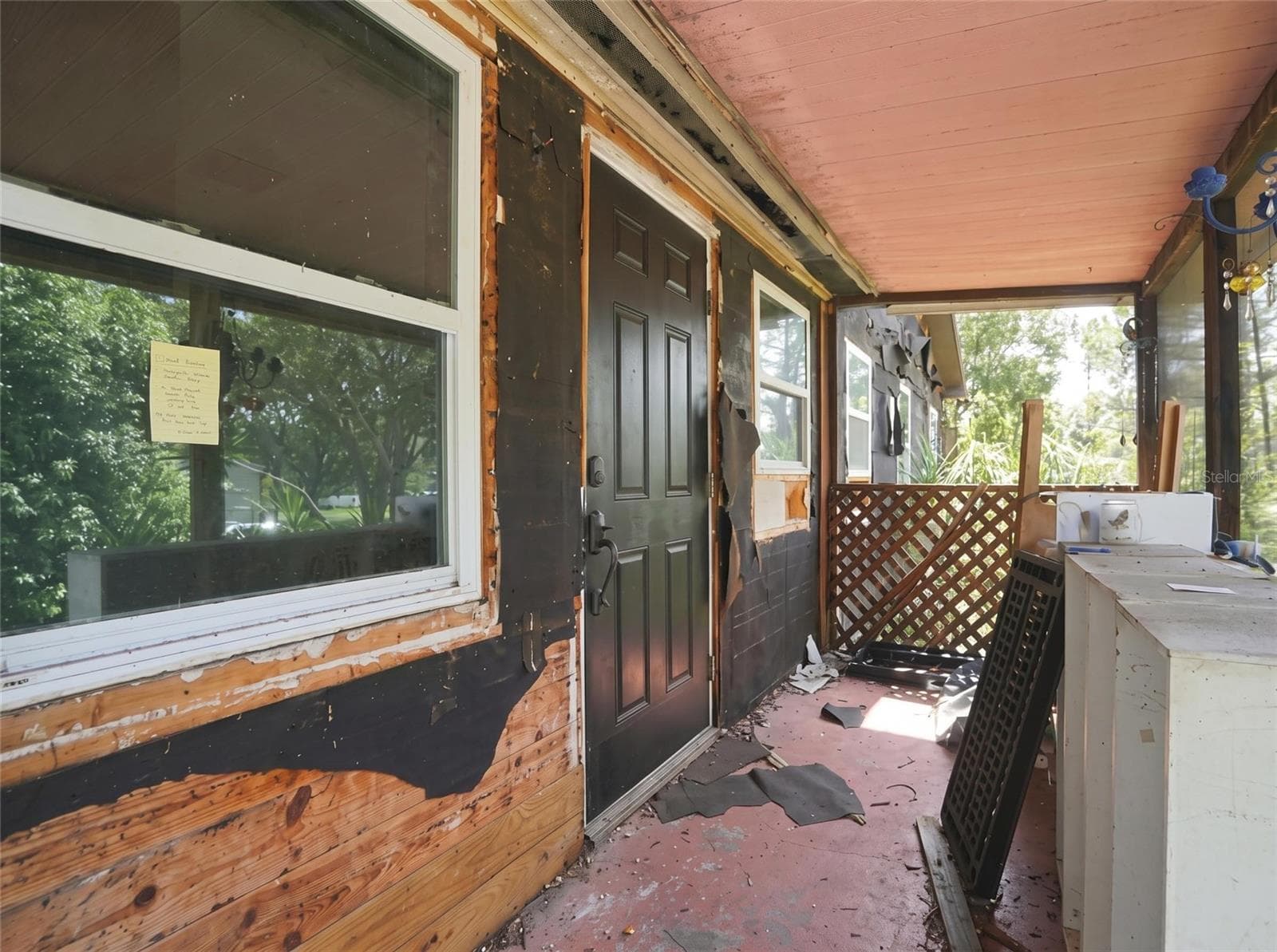 Single Family Residence at 733 58TH AVE NE, ST PETERSBURG, photo 8 of 48
