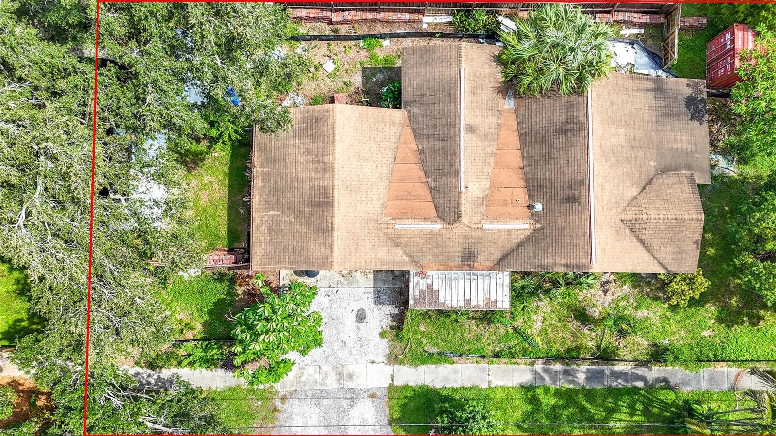 Single Family Residence at 733 58TH AVE NE, ST PETERSBURG, photo 37 of 48