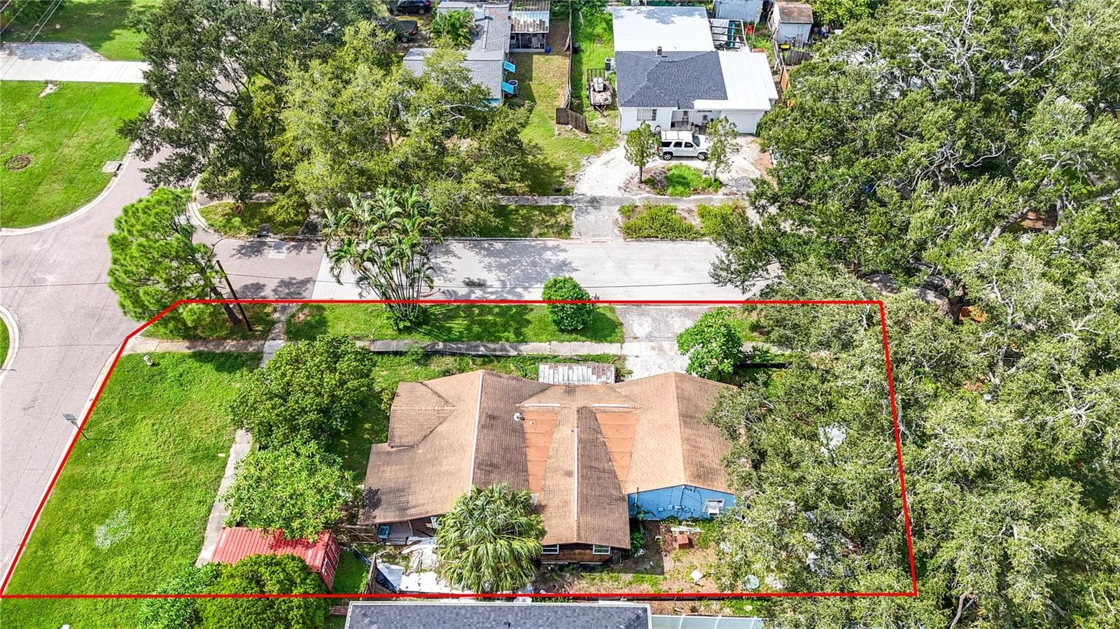 Single Family Residence at 733 58TH AVE NE, ST PETERSBURG, photo 38 of 48