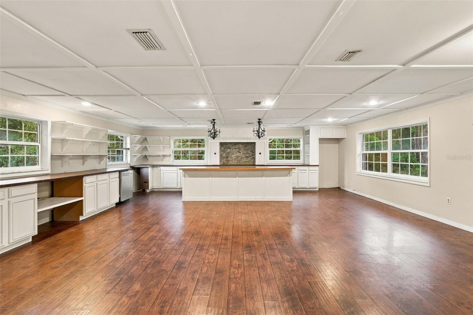 Kitchen and Dinning - 1775 W FRENCH AVE, ORANGE CITY