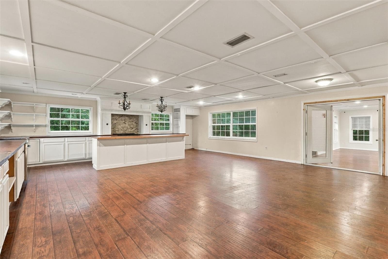 Kitchen and Dinning - 1775 W FRENCH AVE, ORANGE CITY