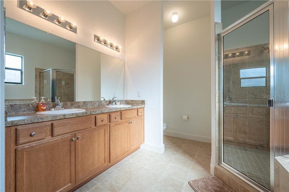 Primary Bath - 1652 LEMON AVE, WINTER HAVEN