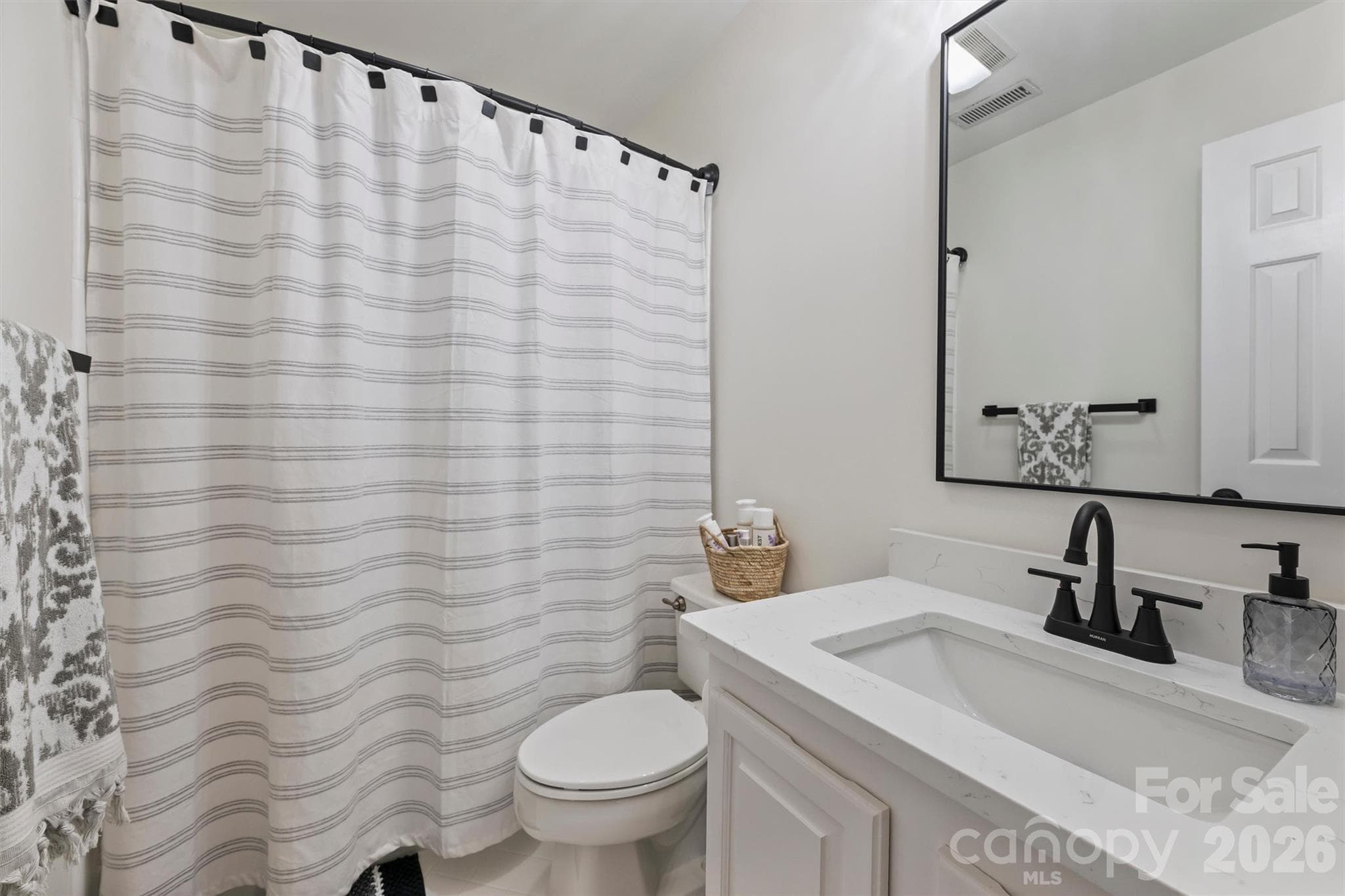 Condominium at 500 N Poplar Street, Charlotte, photo 24 of 35