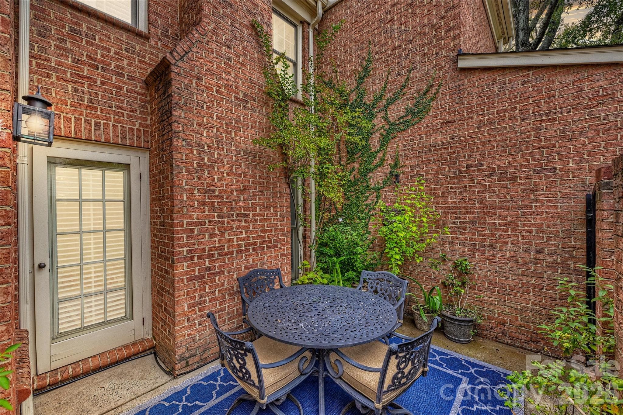 Condominium at 500 N Poplar Street, Charlotte, photo 27 of 35