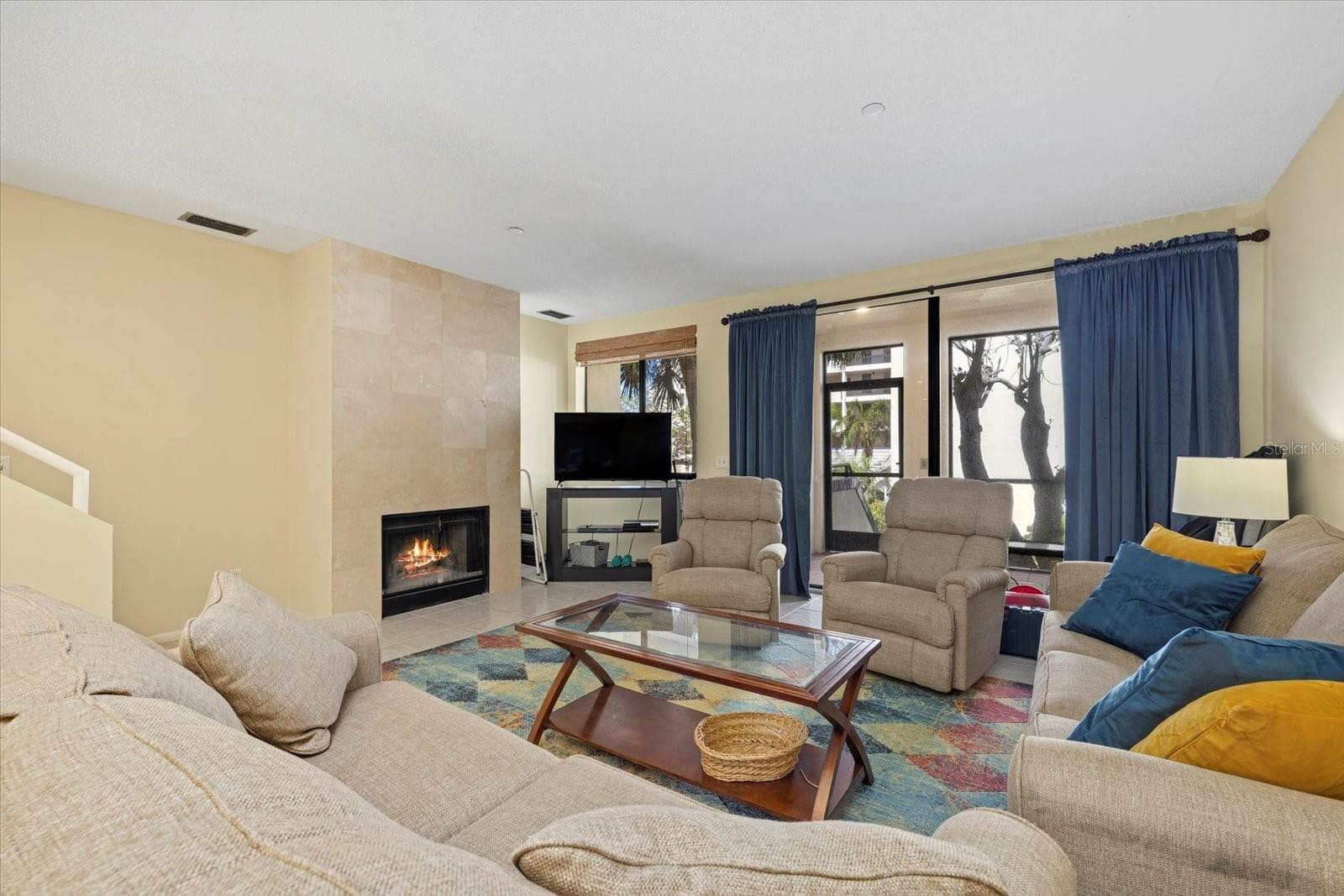 Condominium at 2012 HARBOURSIDE DR #2102, LONGBOAT KEY, photo 2 of 34