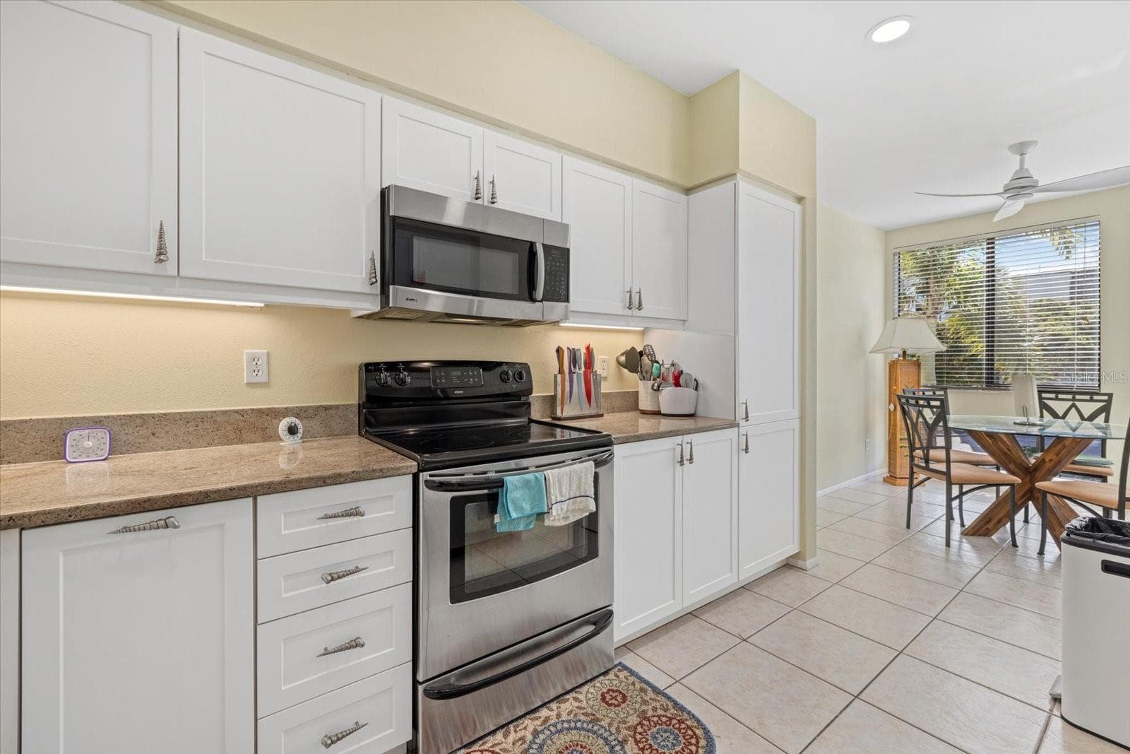 Condominium at 2012 HARBOURSIDE DR #2102, LONGBOAT KEY, photo 5 of 34
