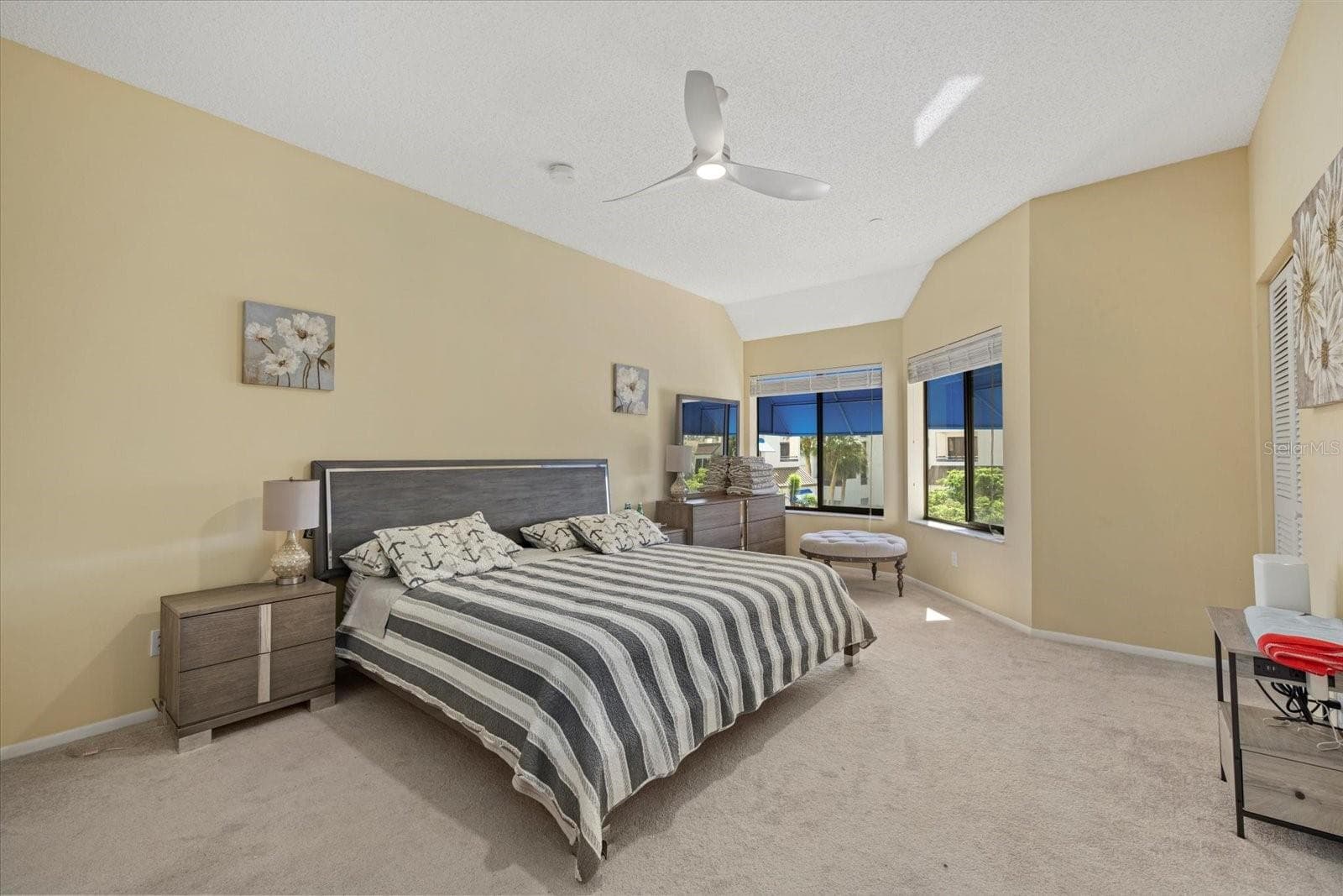 Condominium at 2012 HARBOURSIDE DR #2102, LONGBOAT KEY, photo 16 of 34
