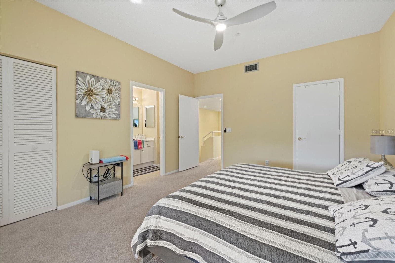 Condominium at 2012 HARBOURSIDE DR #2102, LONGBOAT KEY, photo 19 of 34