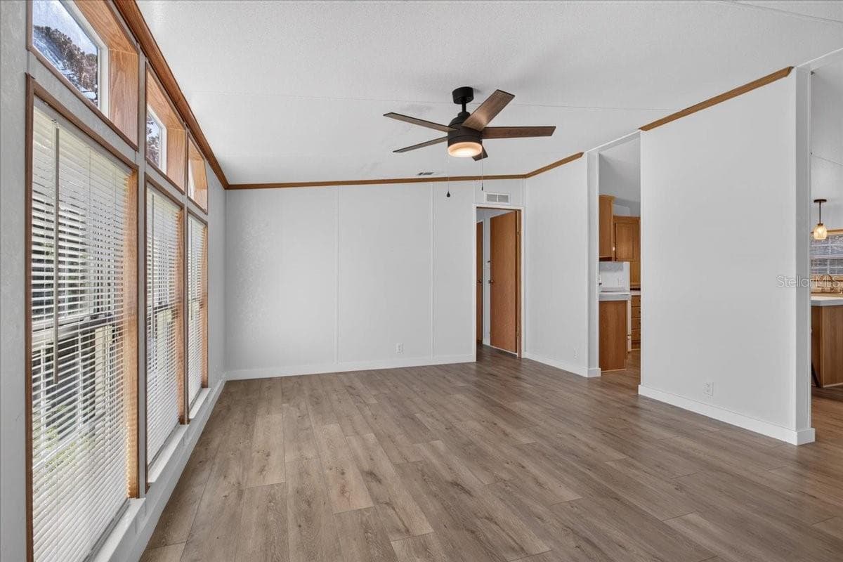 Manufactured Home at 21330 NW 106TH COURT RD, MICANOPY, photo 10 of 53