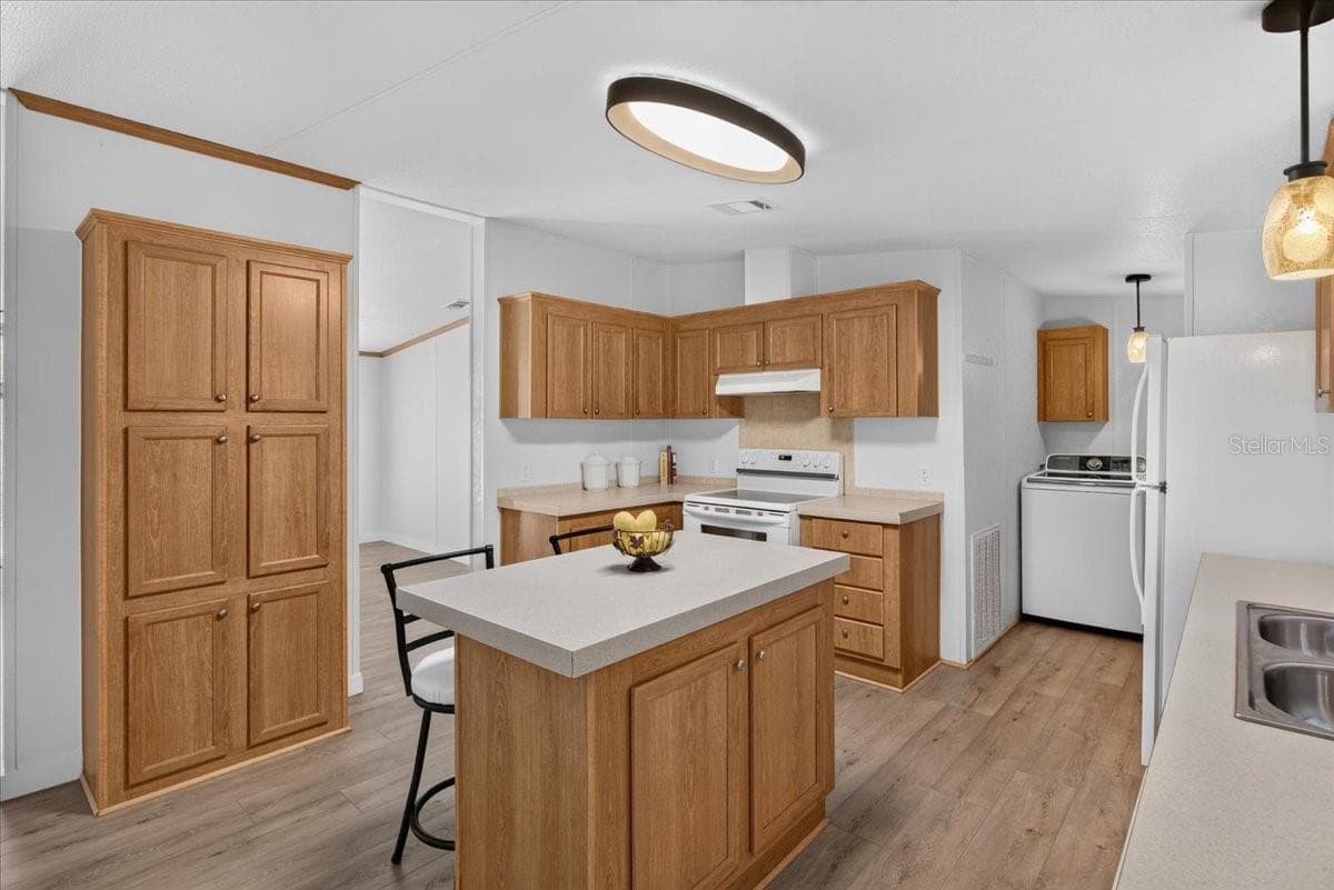 Manufactured Home at 21330 NW 106TH COURT RD, MICANOPY, photo 20 of 53