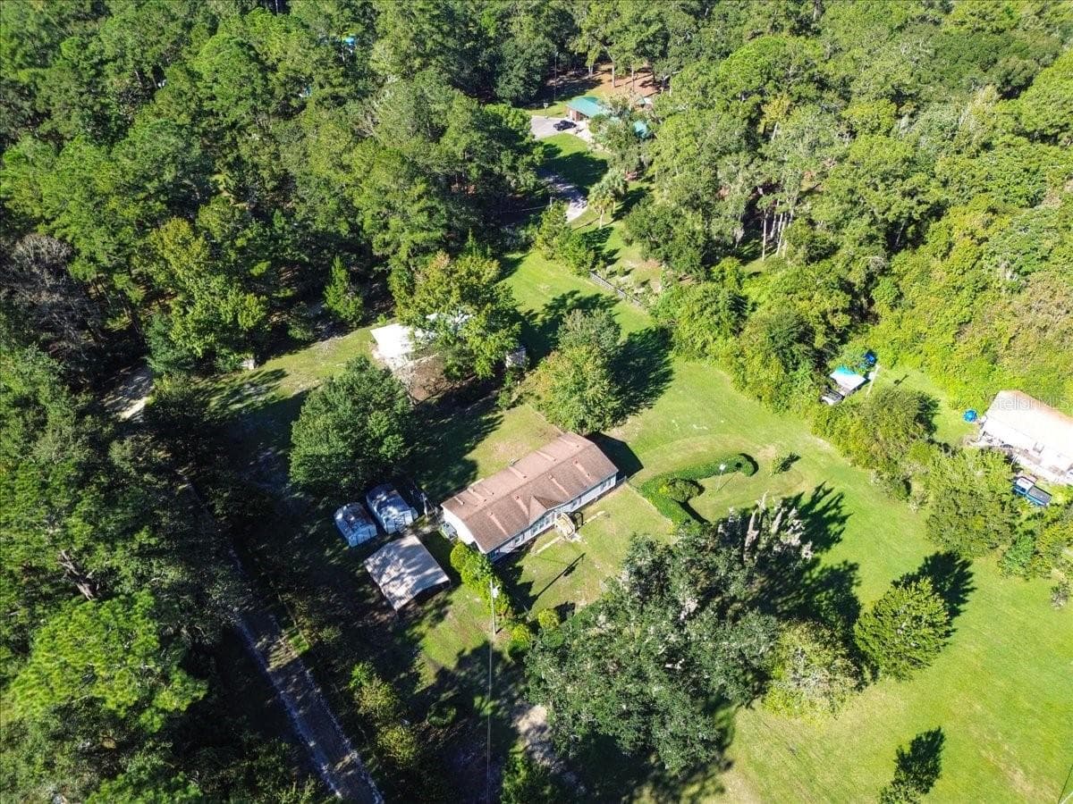 Manufactured Home at 21330 NW 106TH COURT RD, MICANOPY, photo 47 of 53