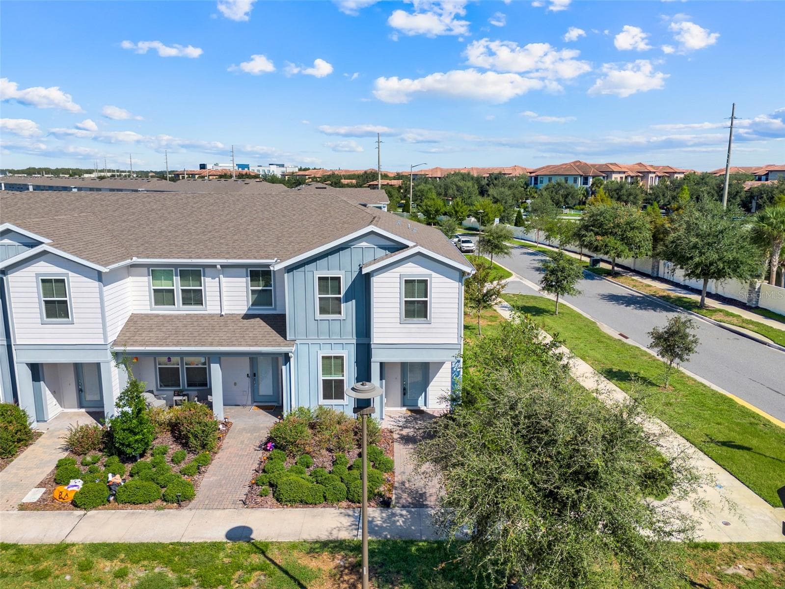 Townhouse at 10481 FOLLY BEACH RD, ORLANDO, photo 4 of 50