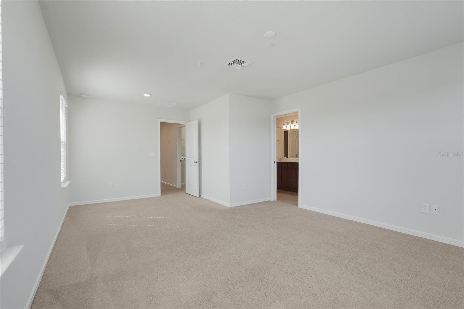 Townhouse at 10481 FOLLY BEACH RD, ORLANDO, photo 22 of 50
