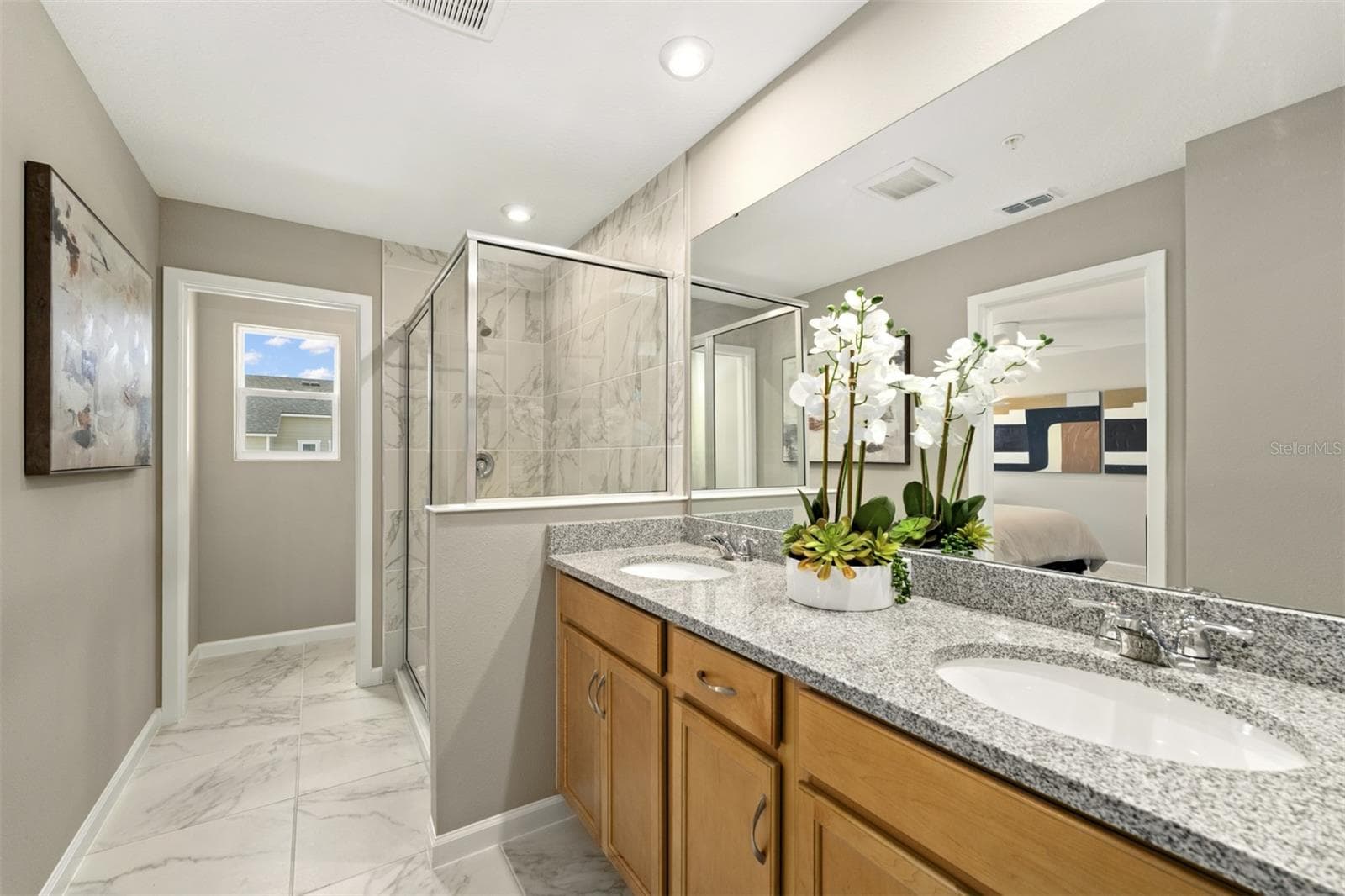Meridian Parks Aurora Model Primary Bathroom - 10143 MILESTONE CIR, ORLANDO