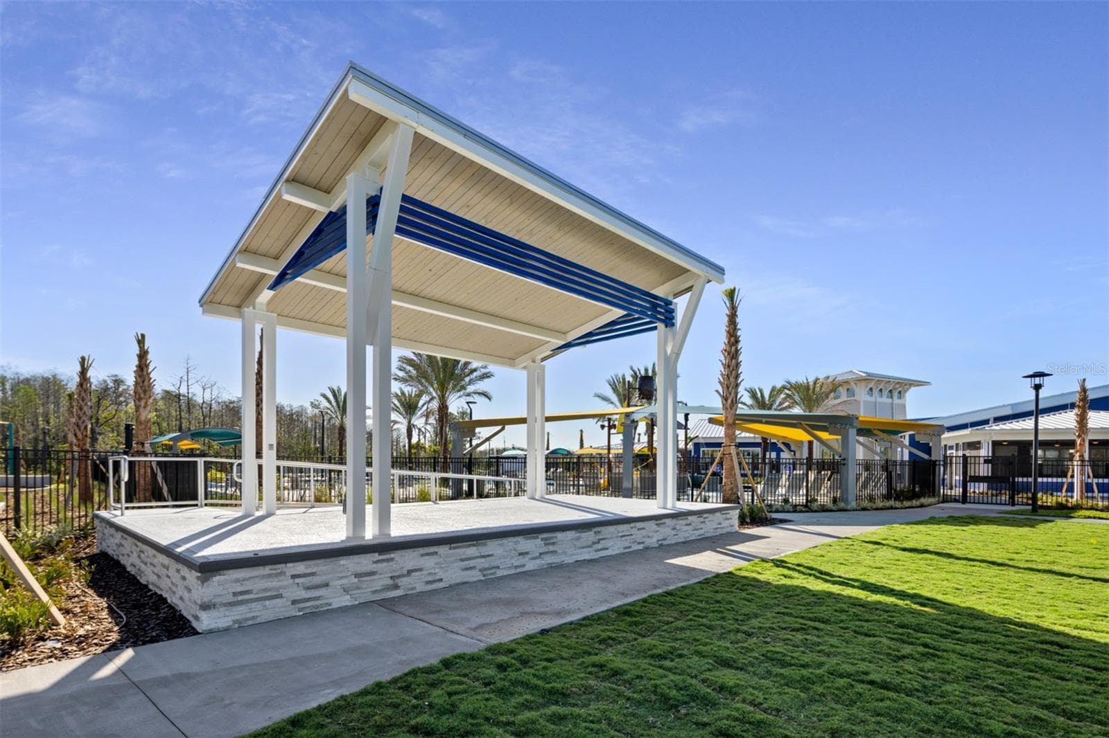 Stage - 10143 MILESTONE CIR, ORLANDO