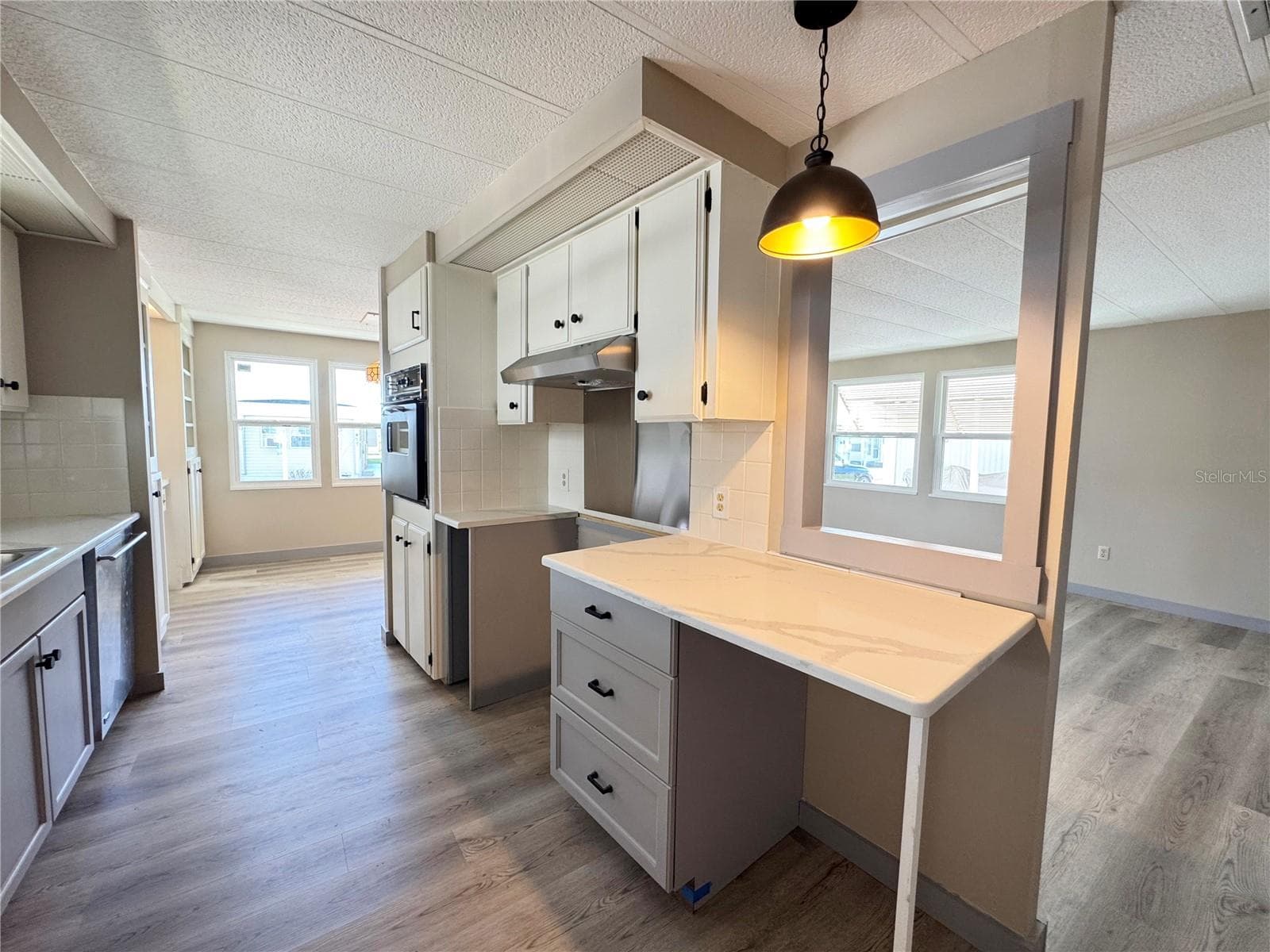 Manufactured Home at 488 MARINA LN, TAVARES, photo 7 of 29