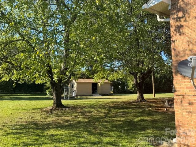 Single Family Residence at 1312 Christopher Circle, Rock Hill, photo 12 of 40