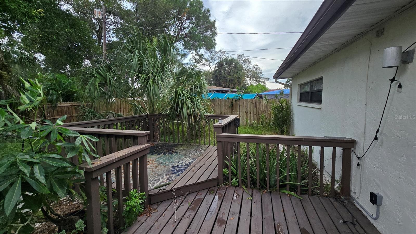 Single Family Residence at 1600 DELAWARE AVE NE, ST PETERSBURG, photo 3 of 24